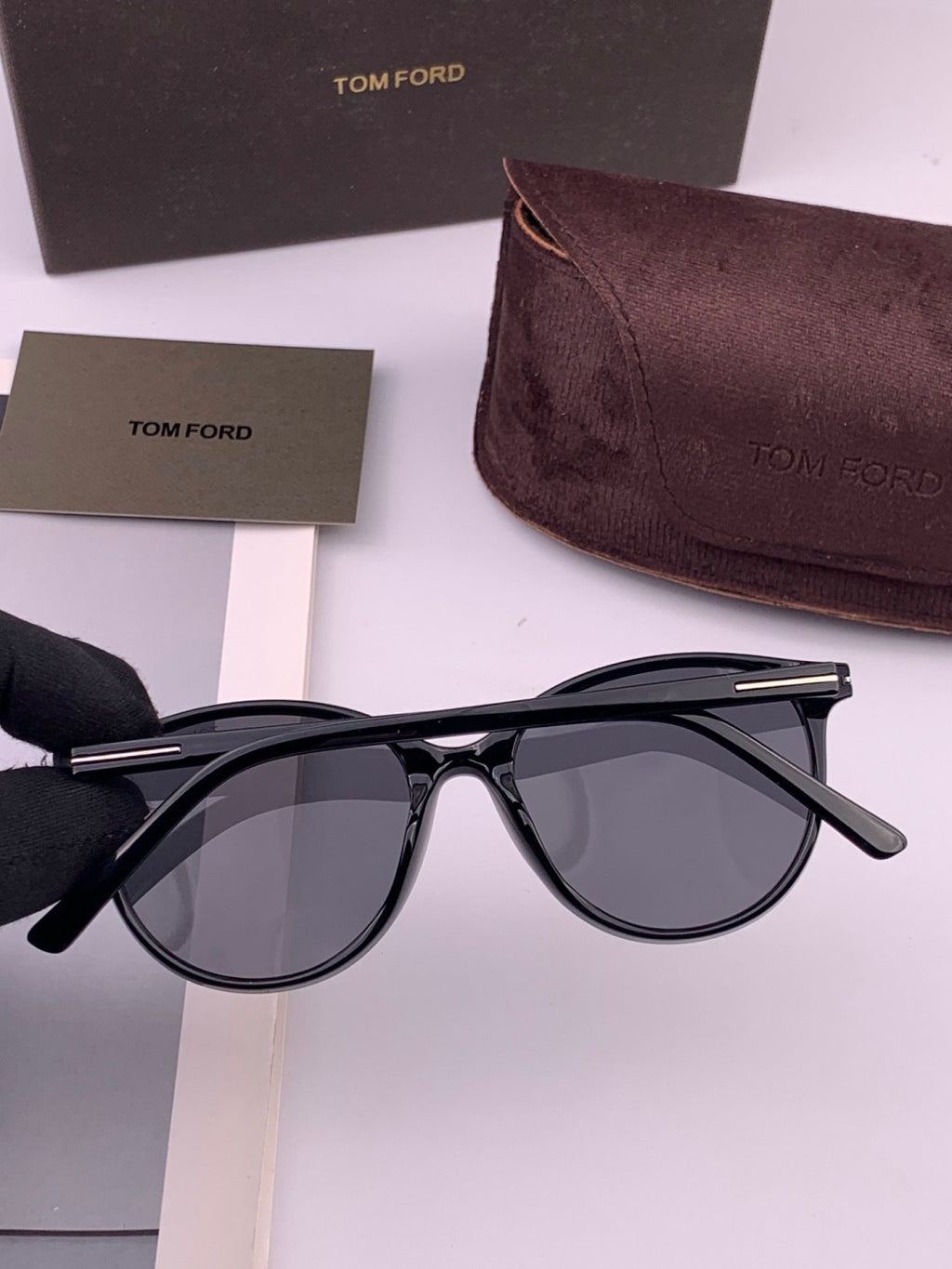 Tom Ford TF6221 Polarized Fashion Black Lens Sunglasses for Men & Women - detail image 3