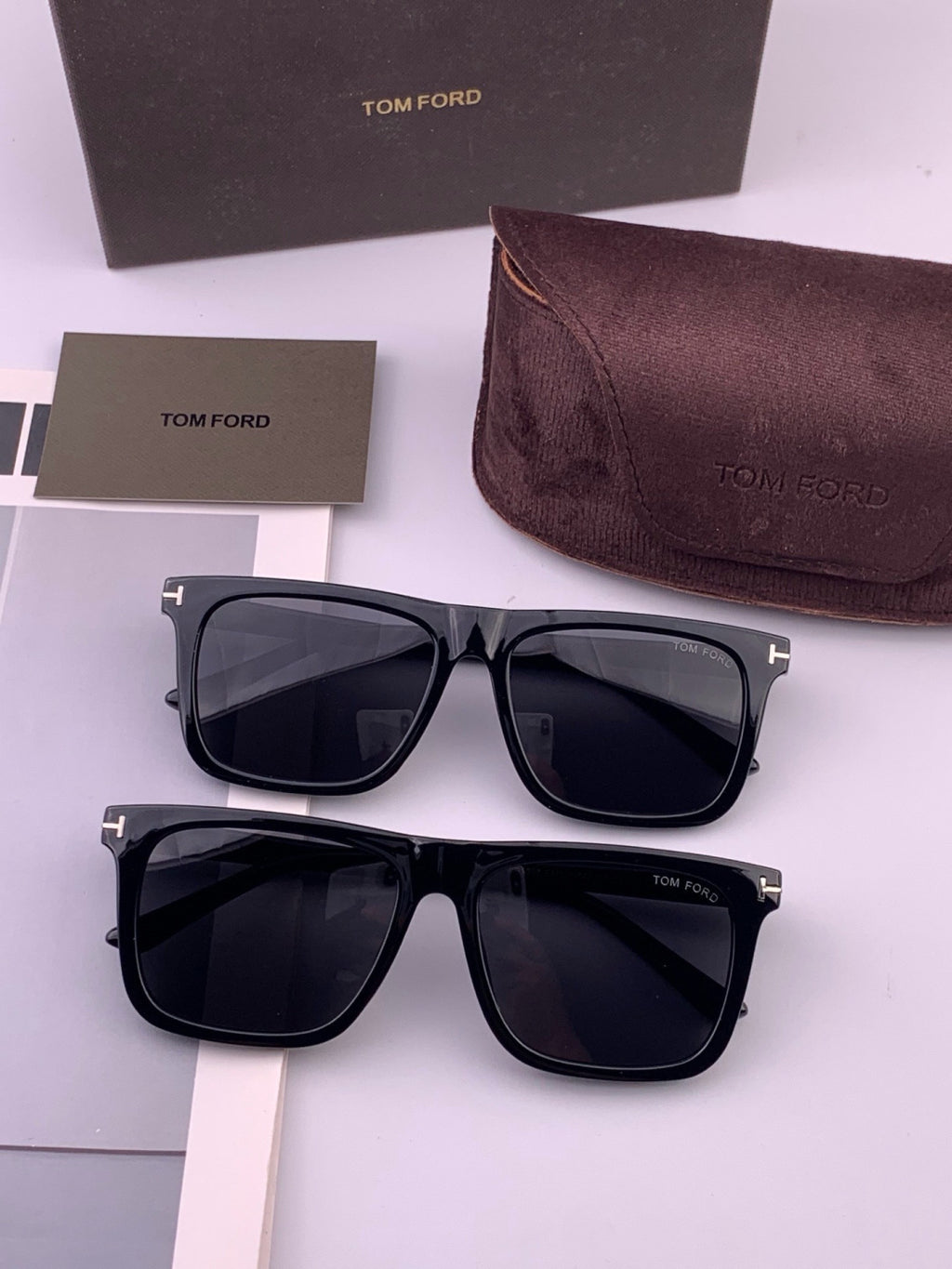 Tom Ford TF7220 Polarized Fashion Black Lens Sunglasses for Men & Women - detail image 7