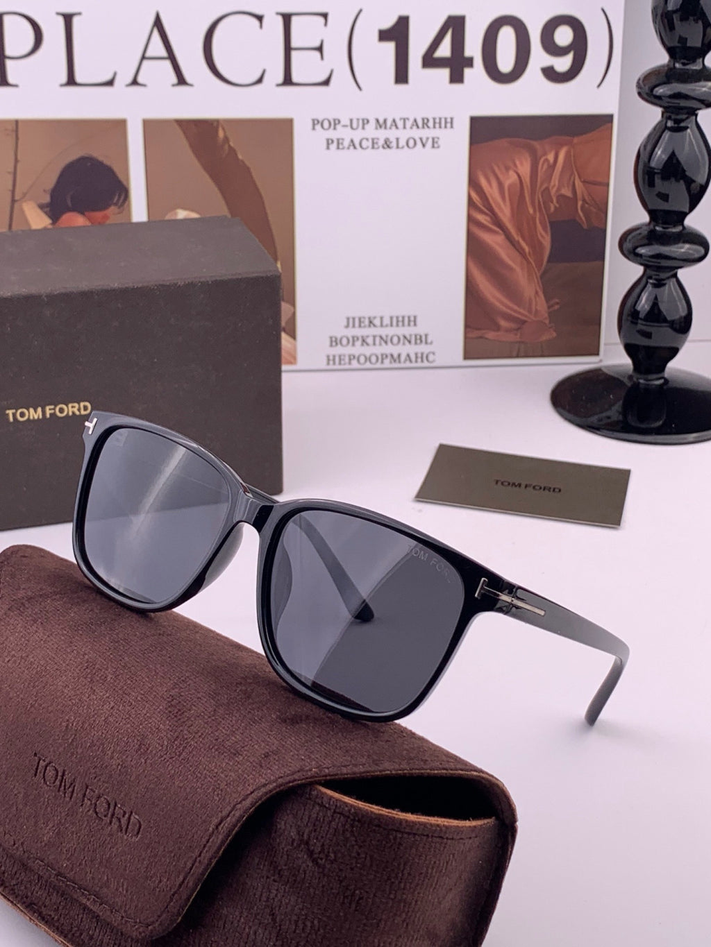 Tom Ford TF3220 Polarized Fashion Black Lens Sunglasses for Men & Women - detail image 3