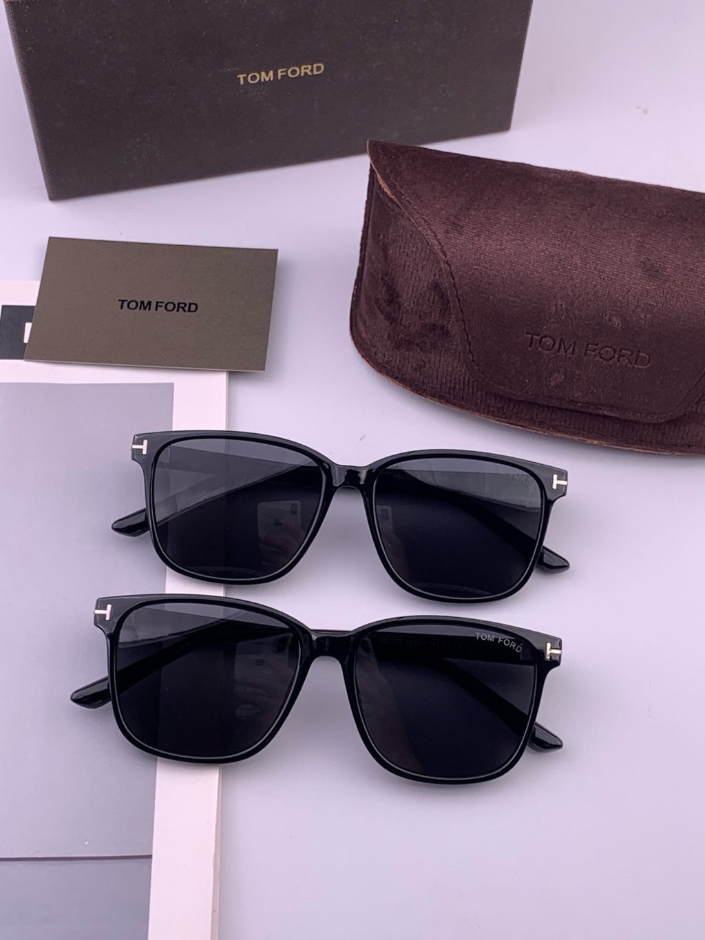 Tom Ford TF3220 Polarized Fashion Black Lens Sunglasses for Men & Women - detail image 7