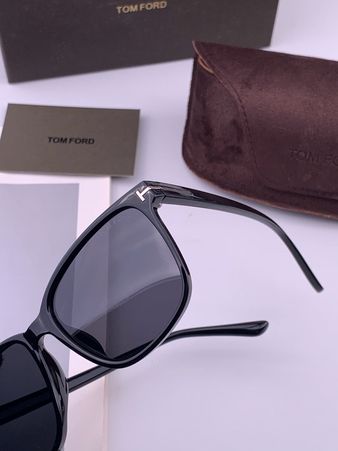 Tom Ford TF3220 Polarized Fashion Black Lens Sunglasses for Men & Women