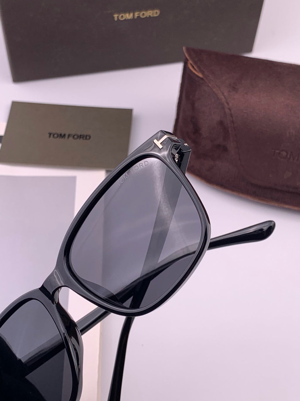 Tom Ford TF3220 Polarized Fashion Black Lens Sunglasses for Men & Women - detail image 2
