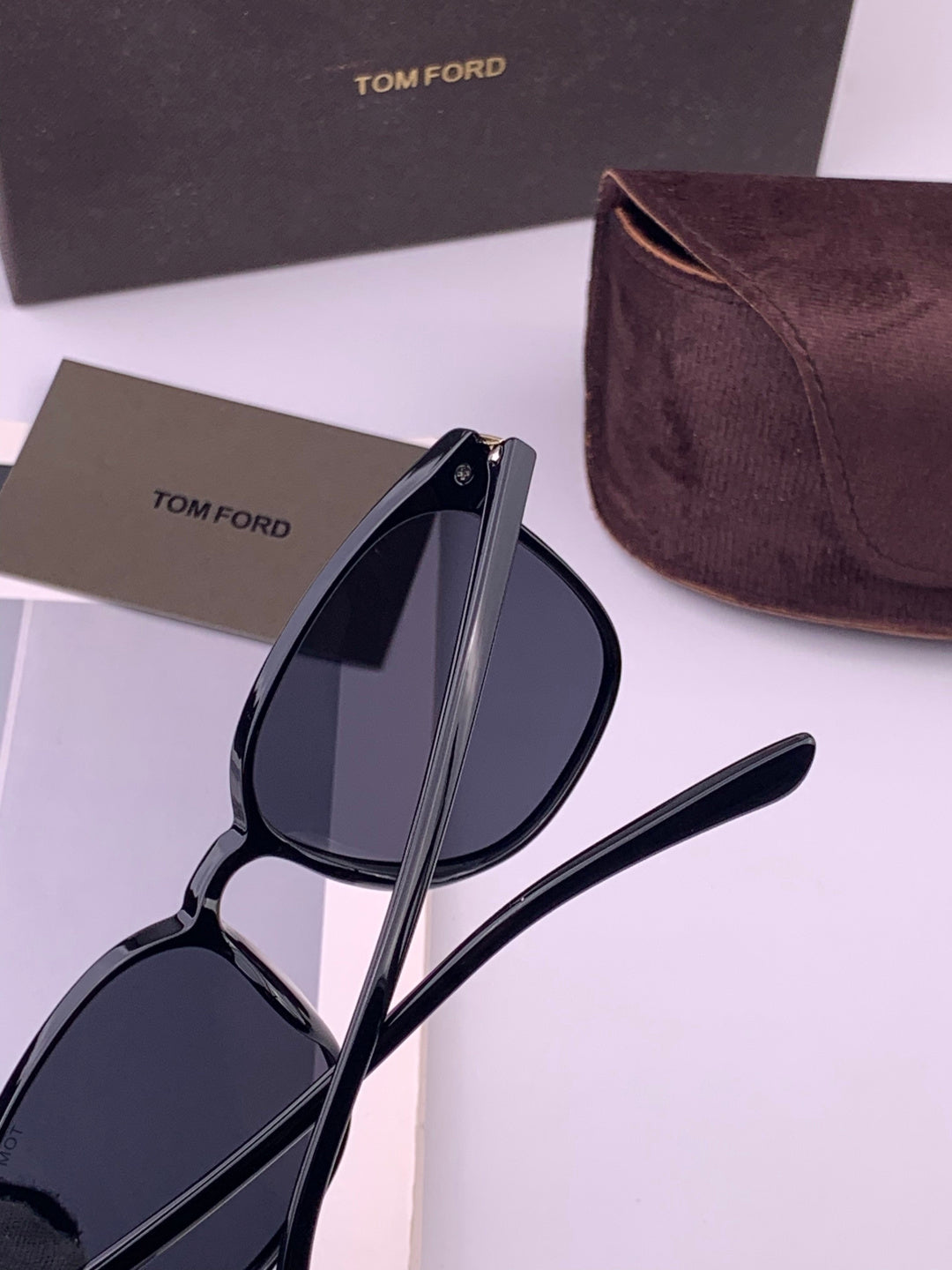 Tom Ford TF32037 Polarized Fashion Black Lens Sunglasses for Men & Women - detail image 2