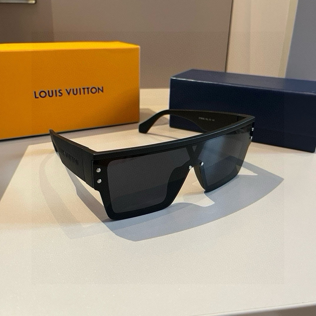 Louis Vuitton Fashion Black Lens Sunglasses for Men & Women - 414924