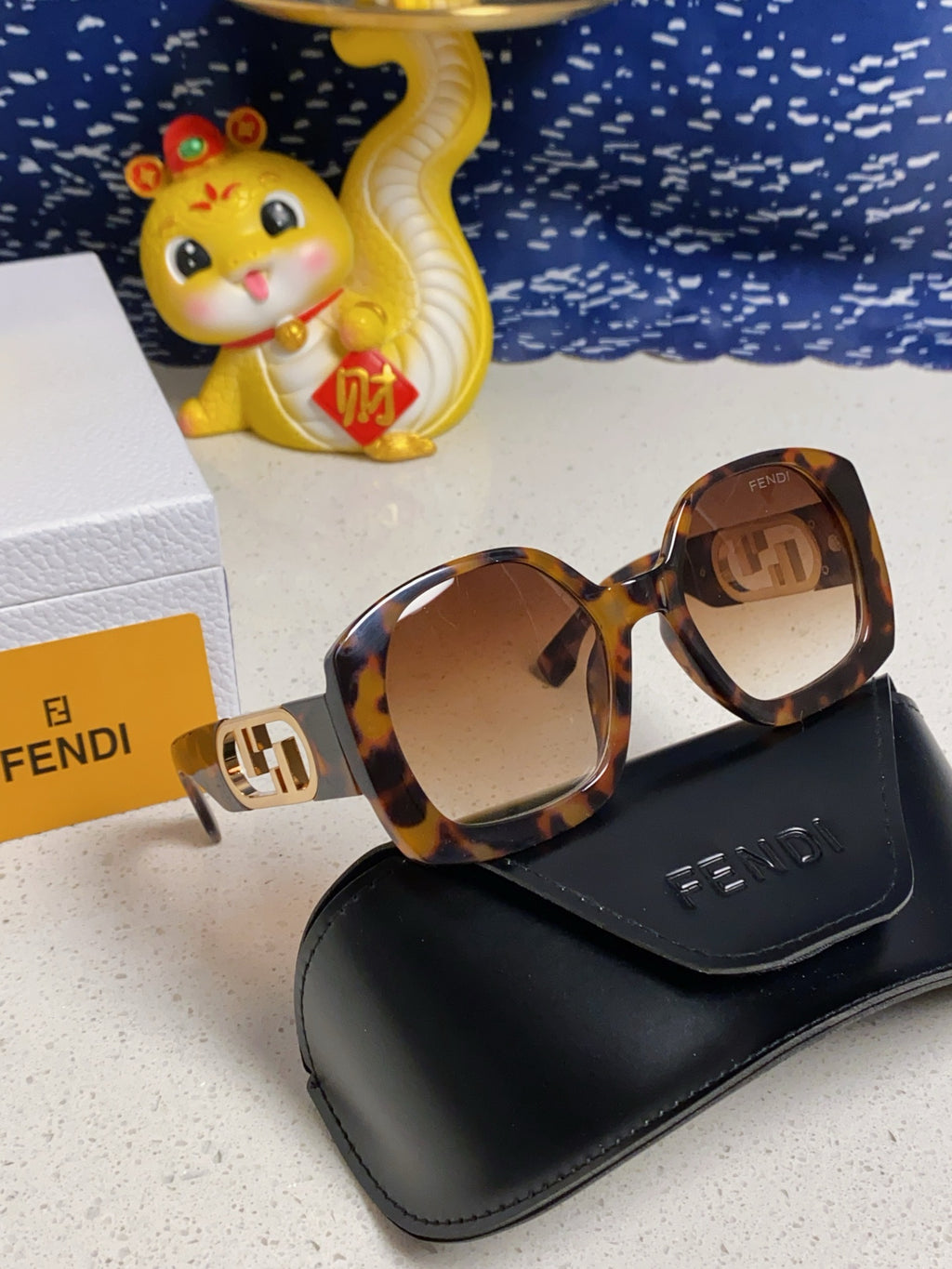 Fendi Metal Fashion Brown Lens Sunglasses for Men & Women - 372462 - detail image 9