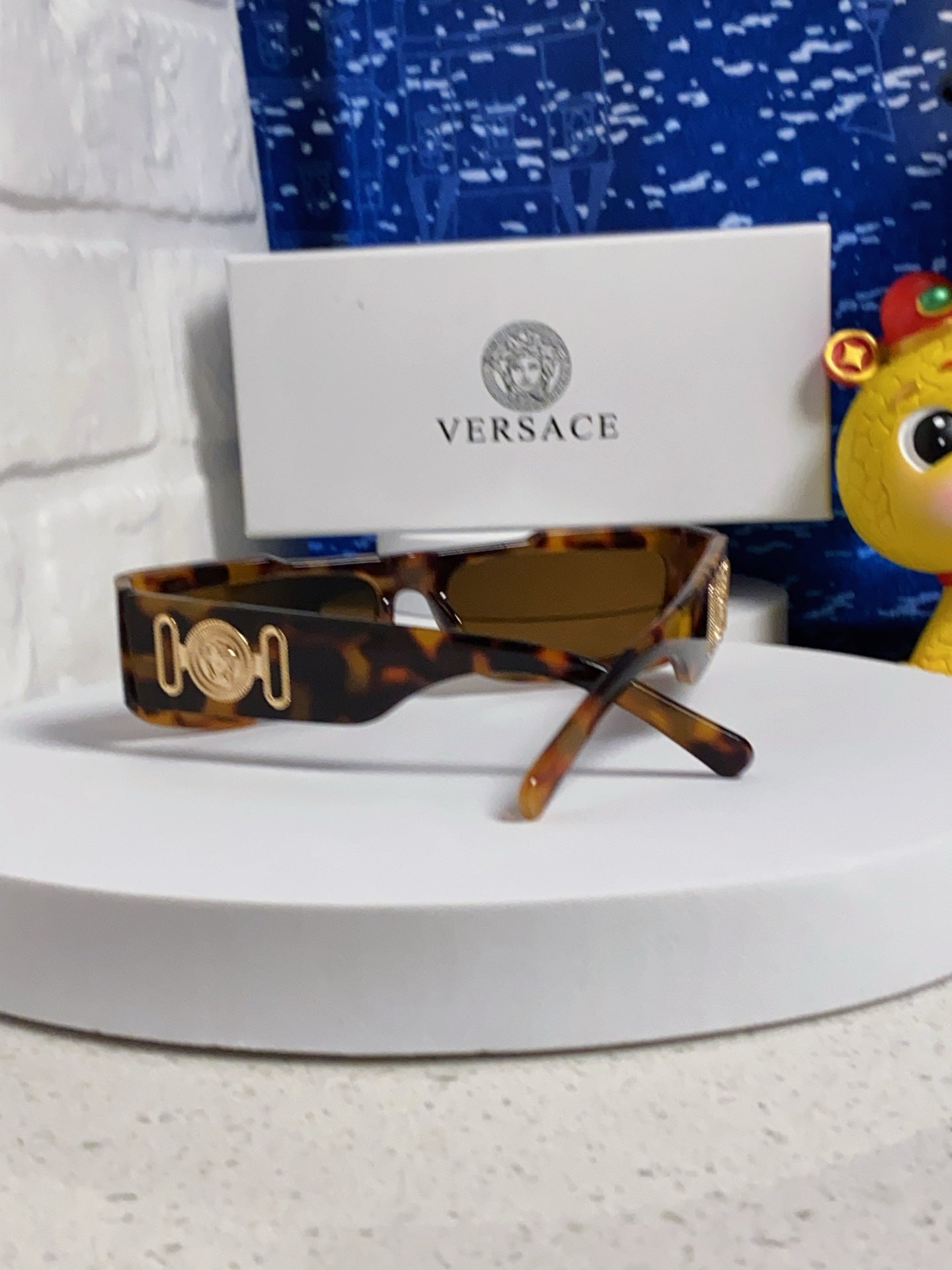 Versace Rectangular Brown Lens Sunglasses for Men & Women - detail image 3