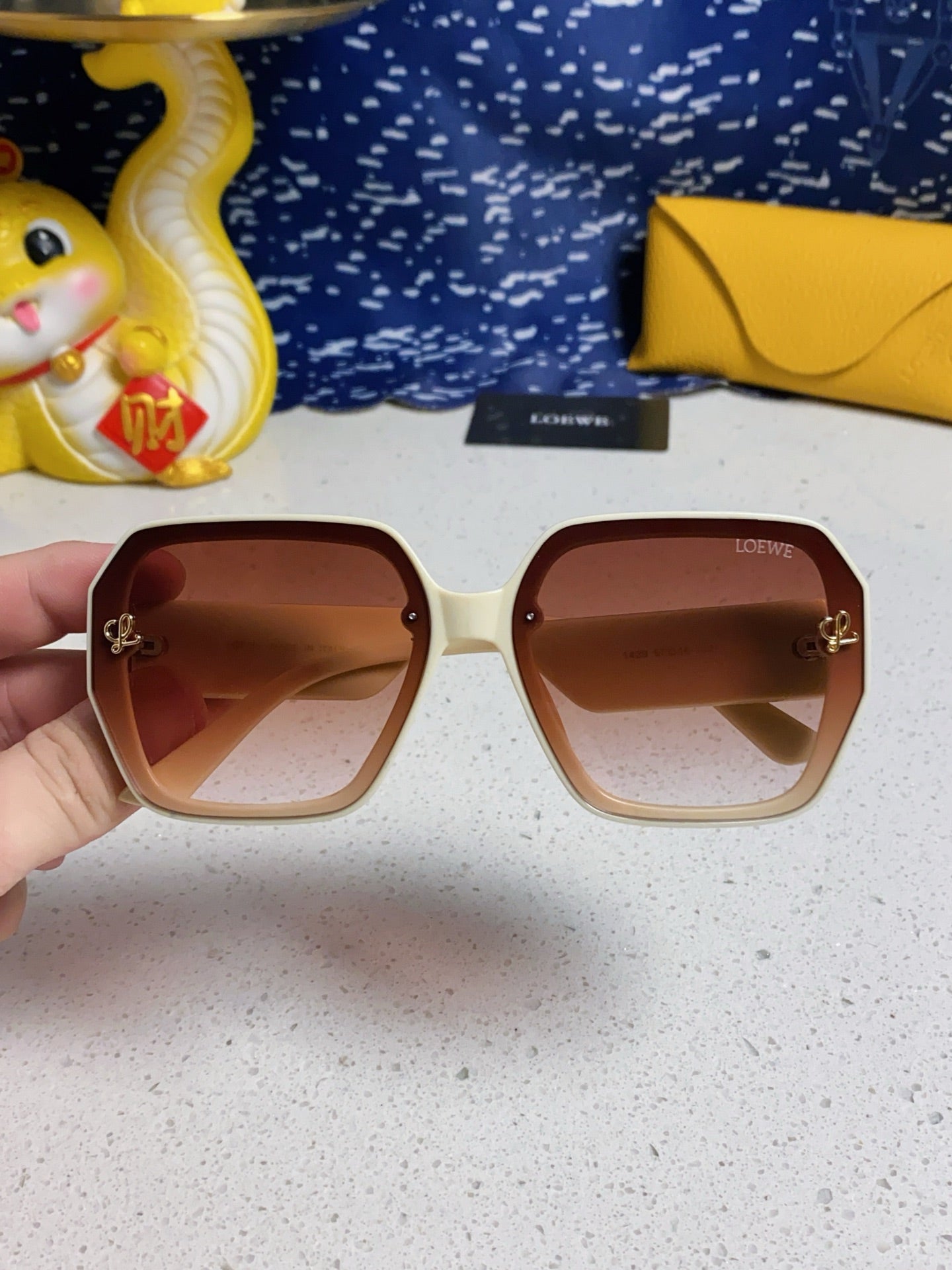 Loewe Square Red Lens Sunglasses for Women - 372541 - detail image 4