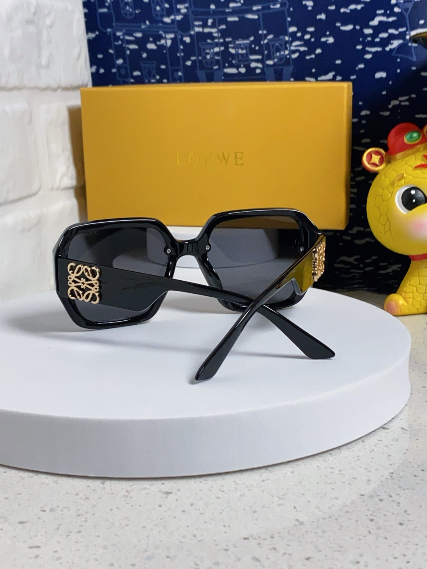 Loewe Square Gray Lens Sunglasses for Women - detail image 3