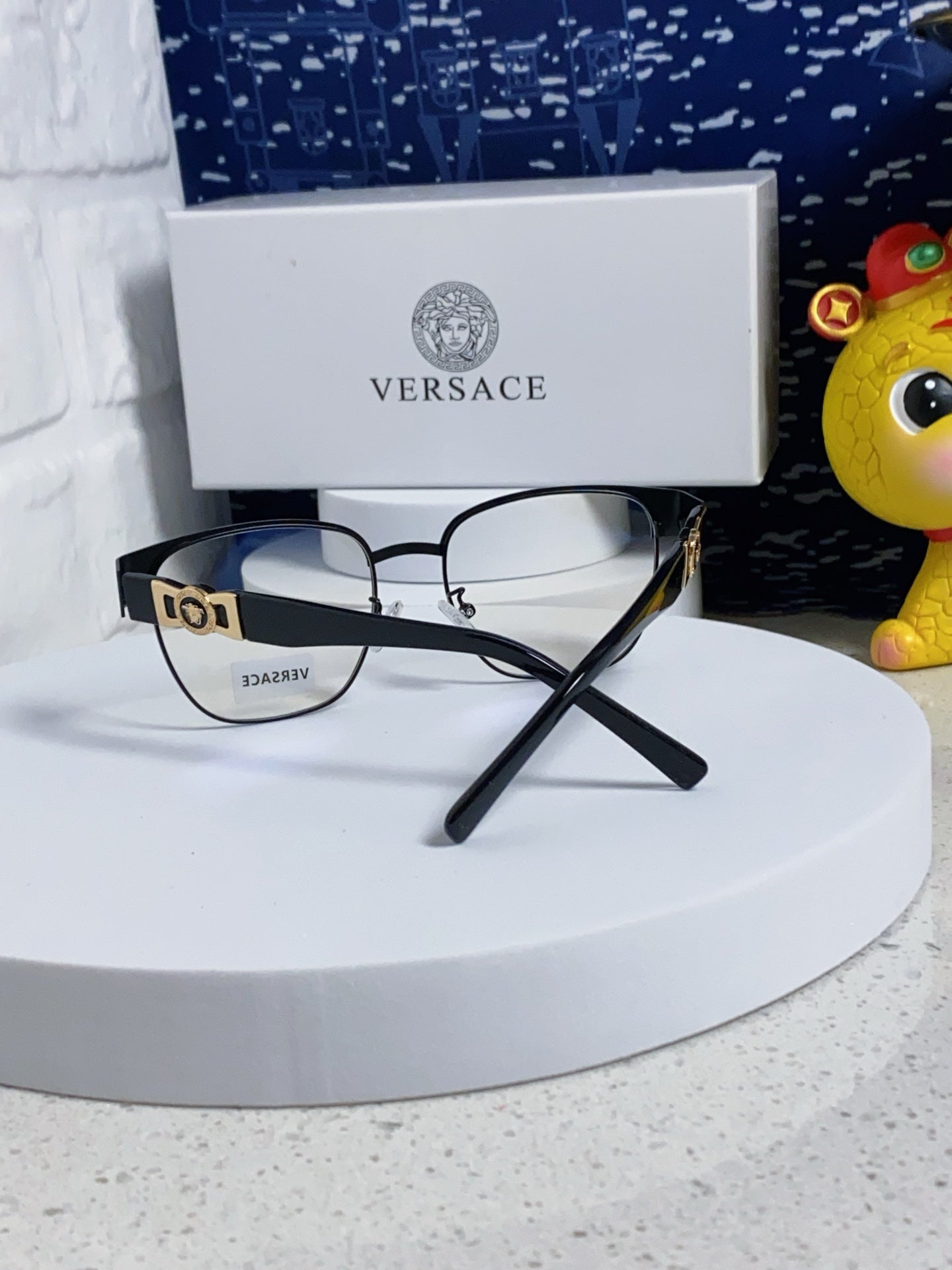 Versace Metal Fashion Silver Lens Sunglasses for Men & Women - detail image 3