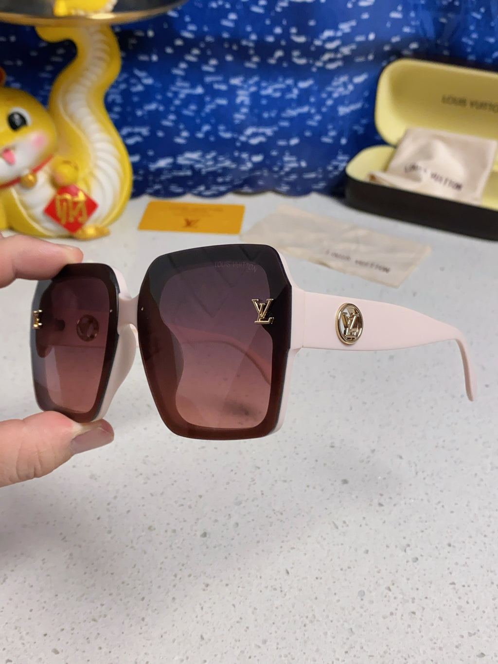 Louis Vuitton Oversized Red Lens Sunglasses for Women - detail image 6