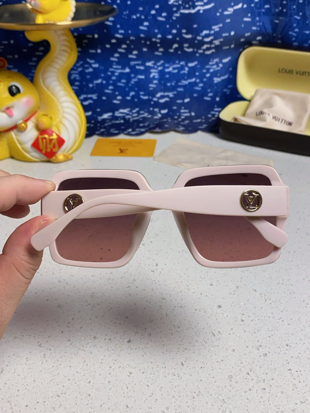 Louis Vuitton Oversized Red Lens Sunglasses for Women - detail image 5
