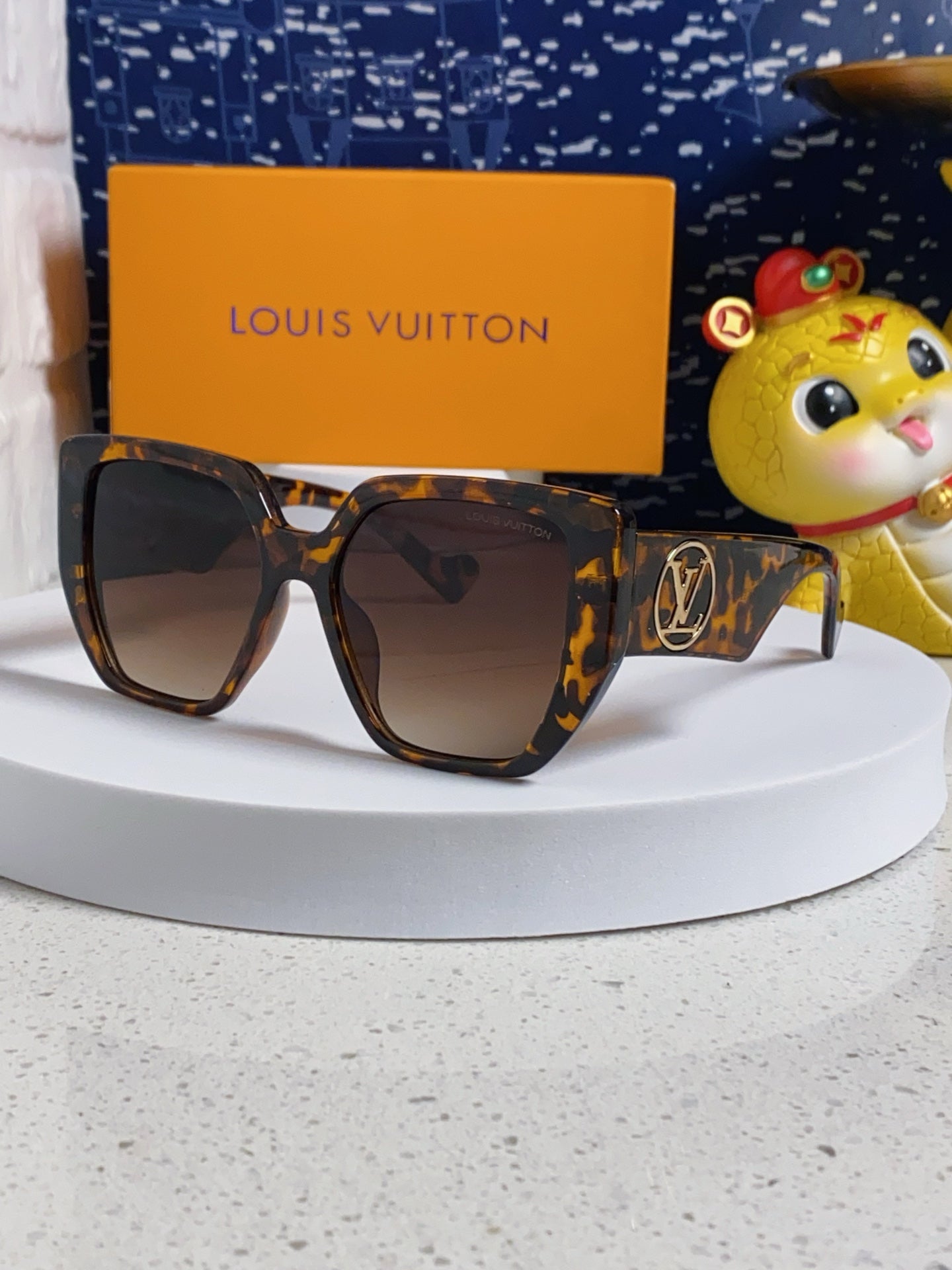 Louis Vuitton Square Brown Lens Sunglasses for Women