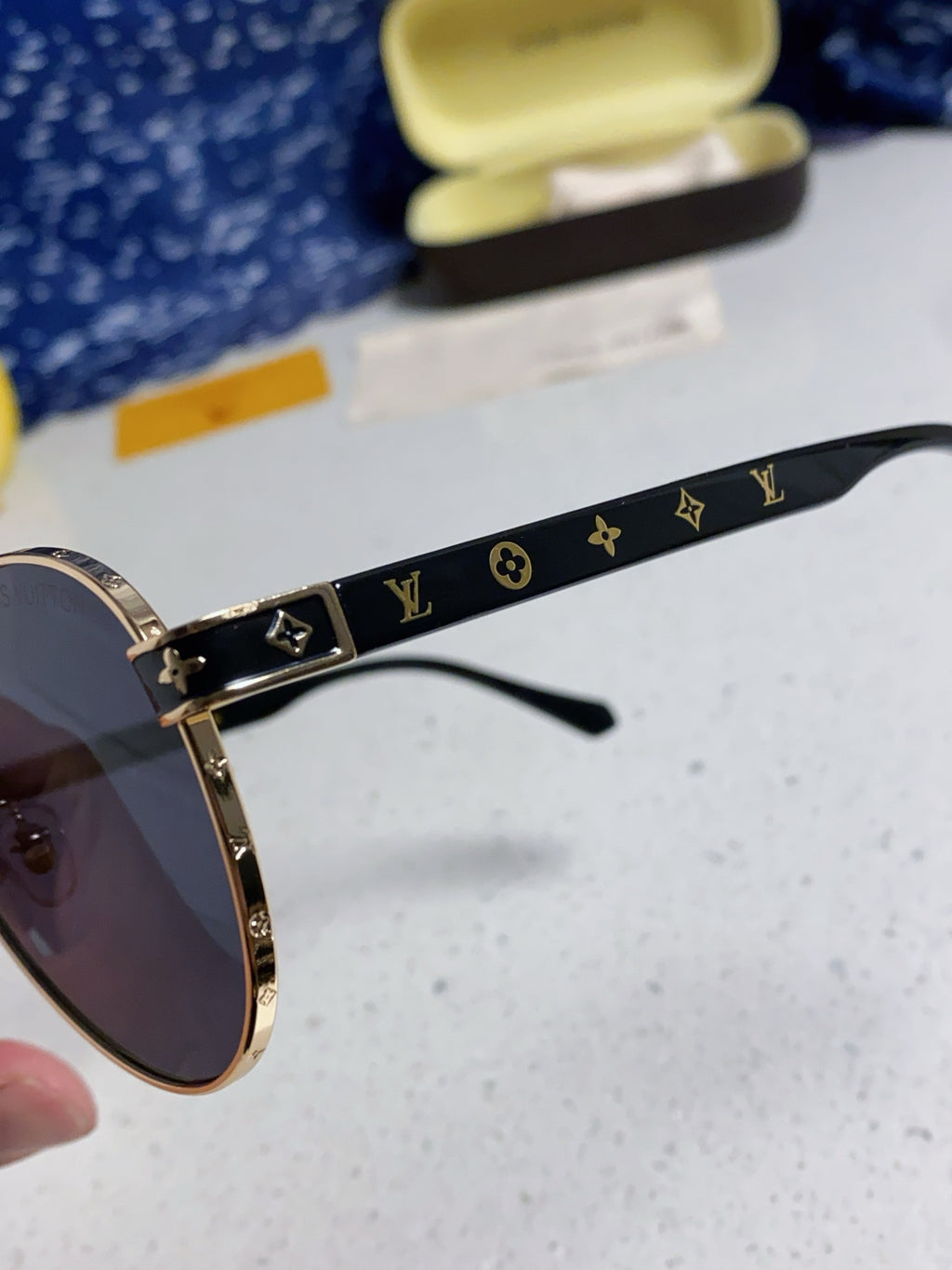 Louis Vuitton Metal Aviator Blue Lens Sunglasses for Men & Women - 381781 - detail image 7