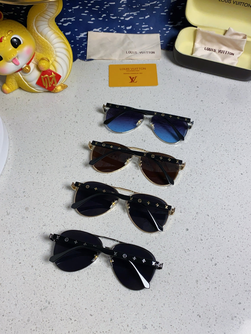 Louis Vuitton Metal Aviator Blue Lens Sunglasses for Men & Women - 381781 - detail image 11