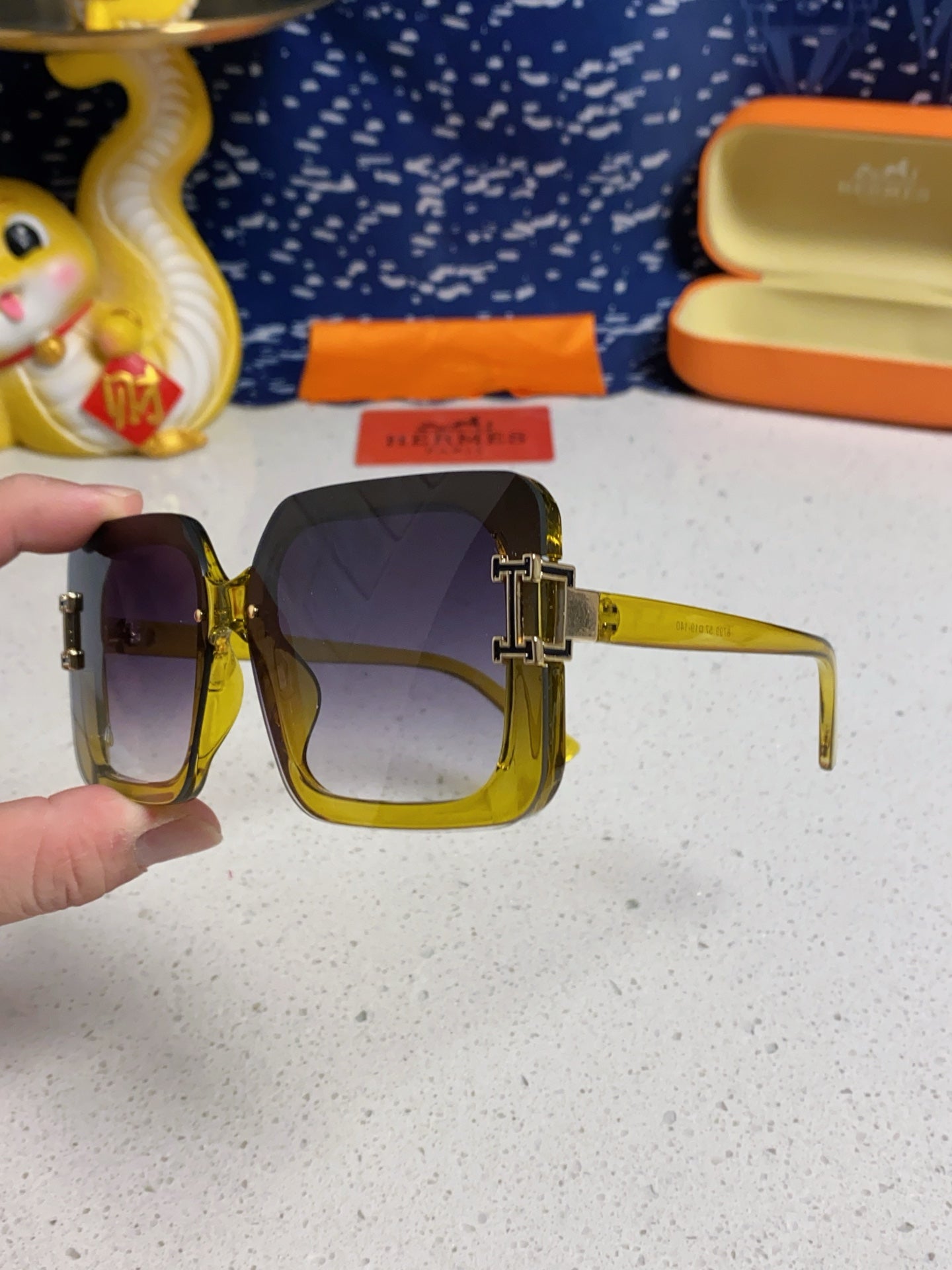 Hermès Square Brown Lens Sunglasses for Men & Women - 450018 - detail image 6