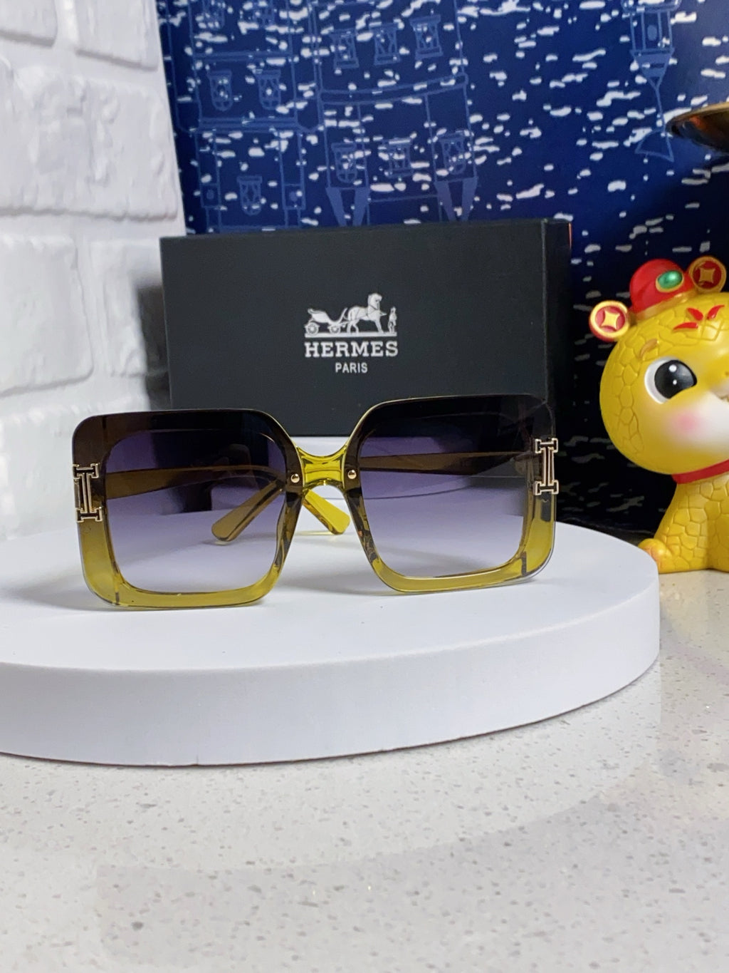 Hermès Square Brown Lens Sunglasses for Men & Women - 450018 - detail image 2