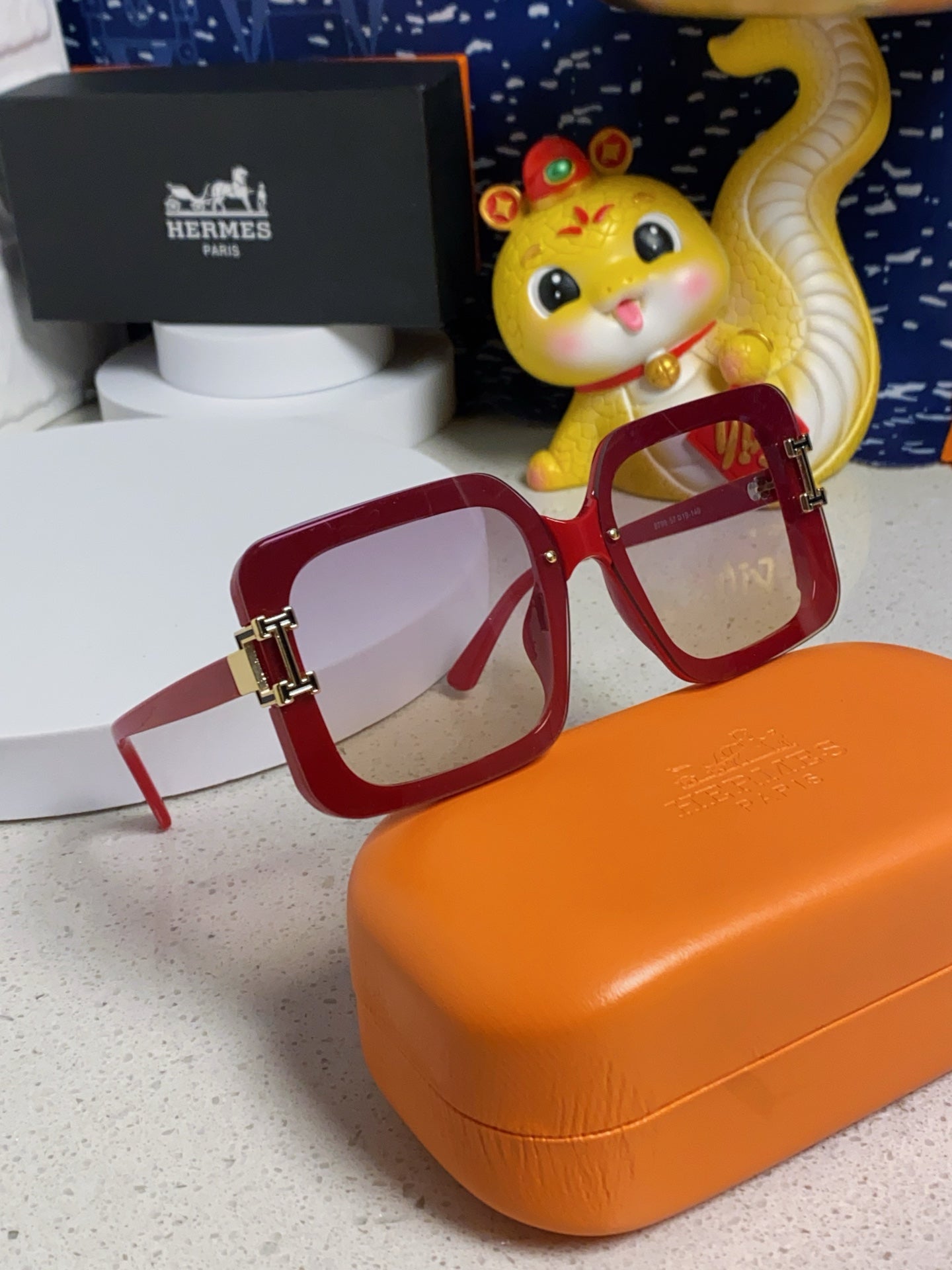 Hermès Square Red Lens Sunglasses for Men & Women - 416507 - detail image 8