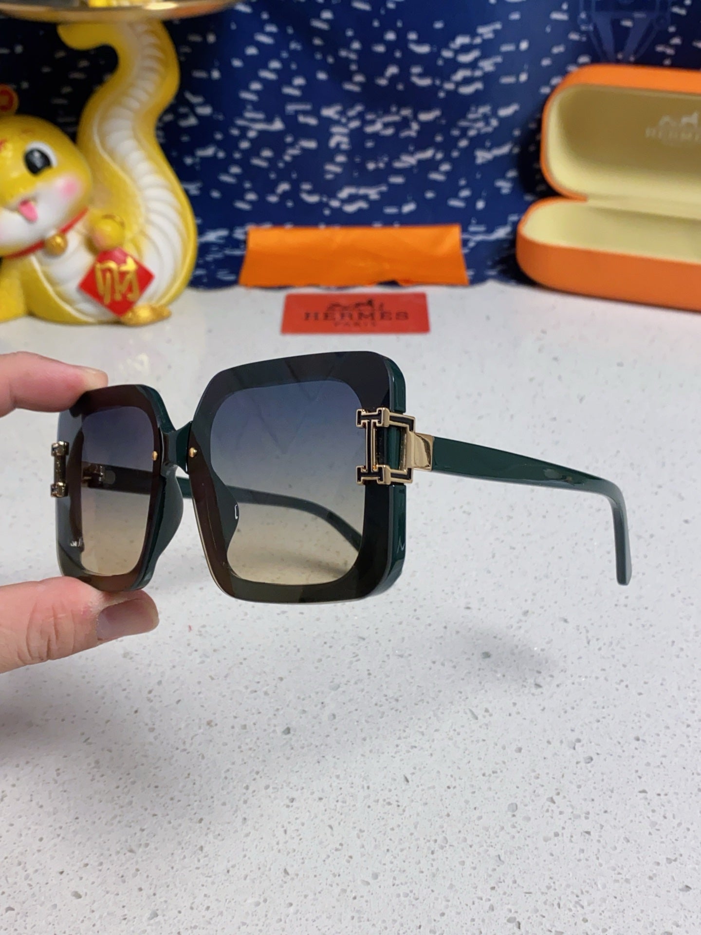 Hermès Square Silver Lens Sunglasses for Men & Women - 416508 - detail image 6