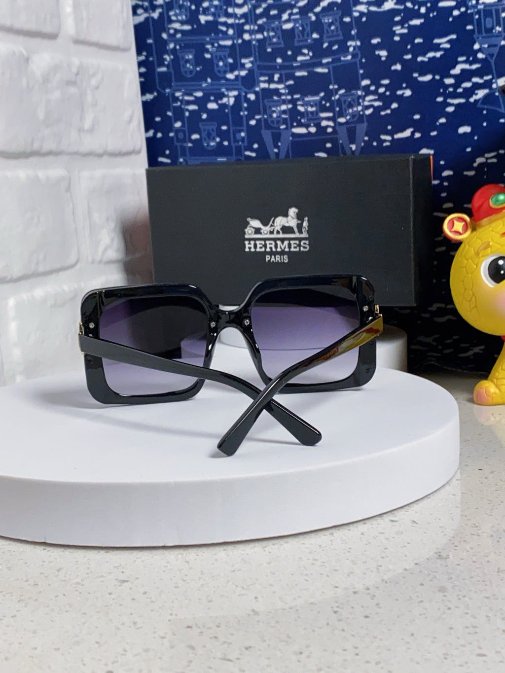 Hermès Square Silver Lens Sunglasses for Men & Women - 416509 - detail image 3