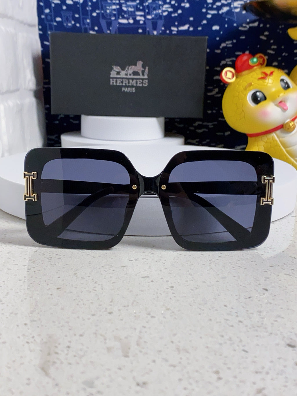 Hermès Square Gold Lens Sunglasses for Men & Women - 416510 - detail image 7