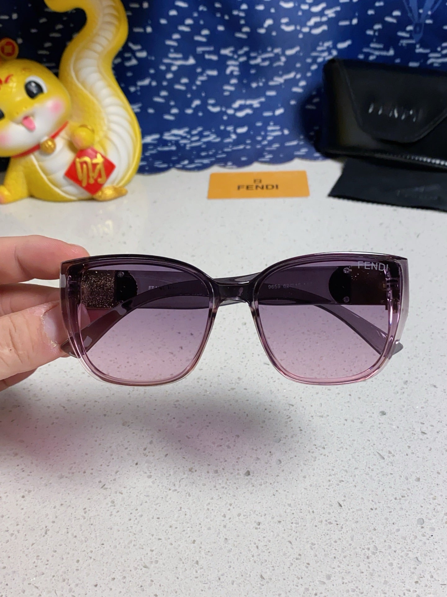 Fendi Polarized Cat-Eye Silver Lens Sunglasses for Men & Women - 449813 - detail image 4