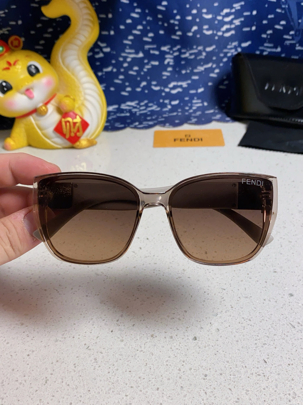 Fendi Polarized Cat-Eye Brown Lens Sunglasses for Men & Women - 449814 - detail image 4