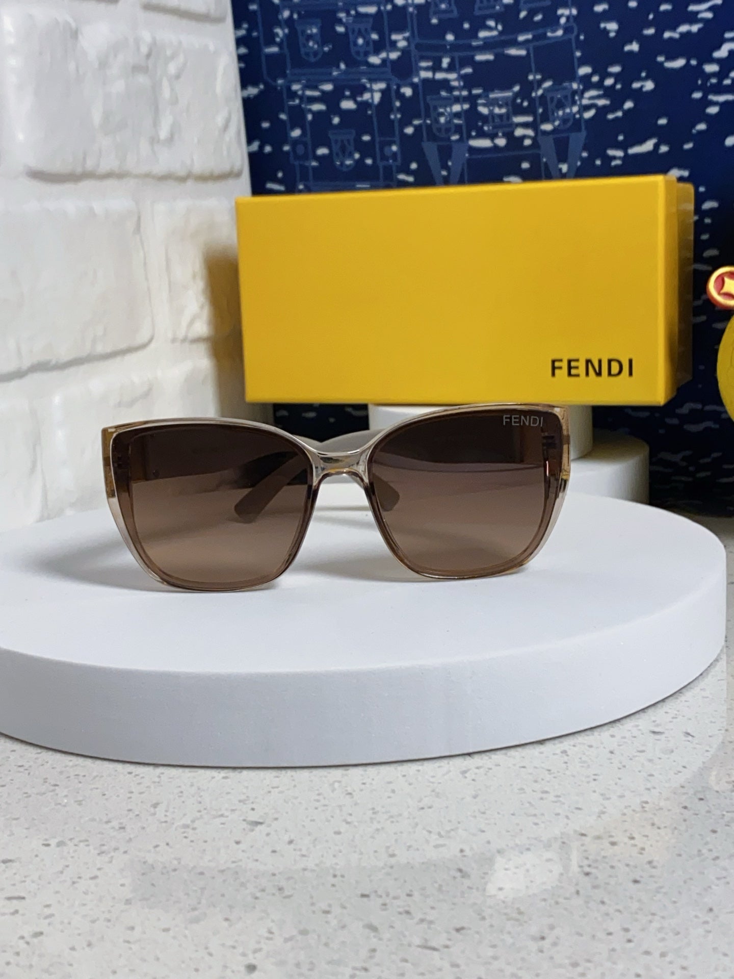 Fendi Polarized Cat-Eye Brown Lens Sunglasses for Men & Women - 416313 - detail image 2