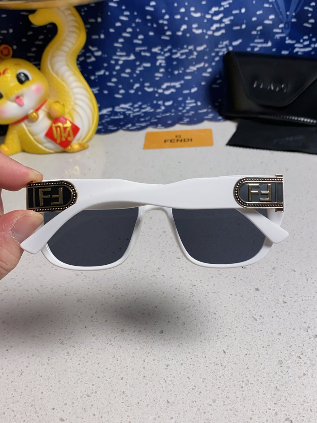 Fendi Polarized Cat-Eye Silver Lens Sunglasses for Men & Women - 449816 - detail image 5