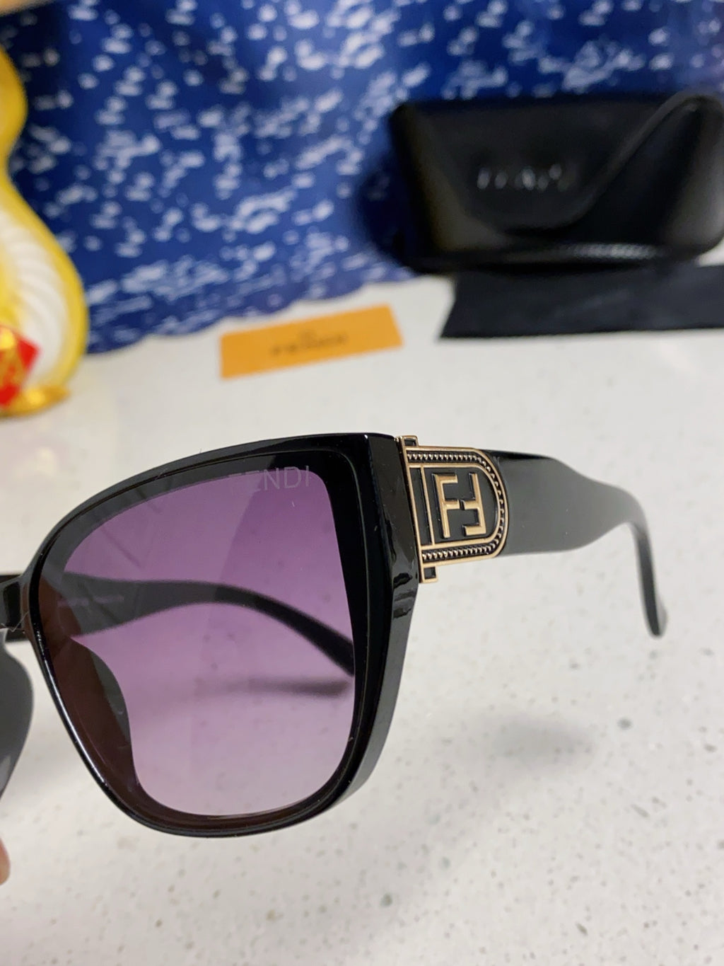 Fendi Polarized Cat-Eye Silver Lens Sunglasses for Men & Women - 449818 - detail image 7
