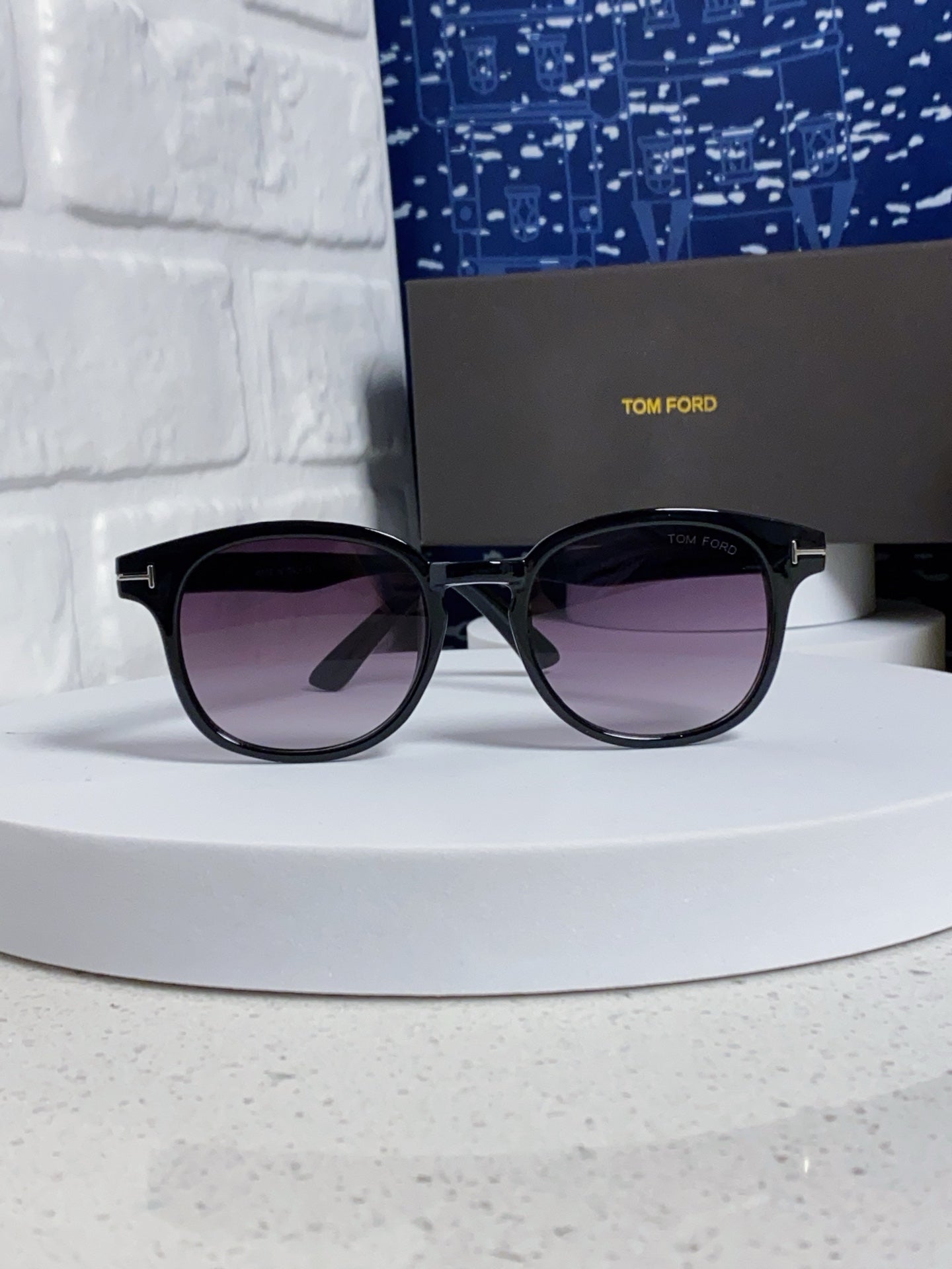 Tom Ford Square Silver Lens Sunglasses for Men & Women - detail image 2