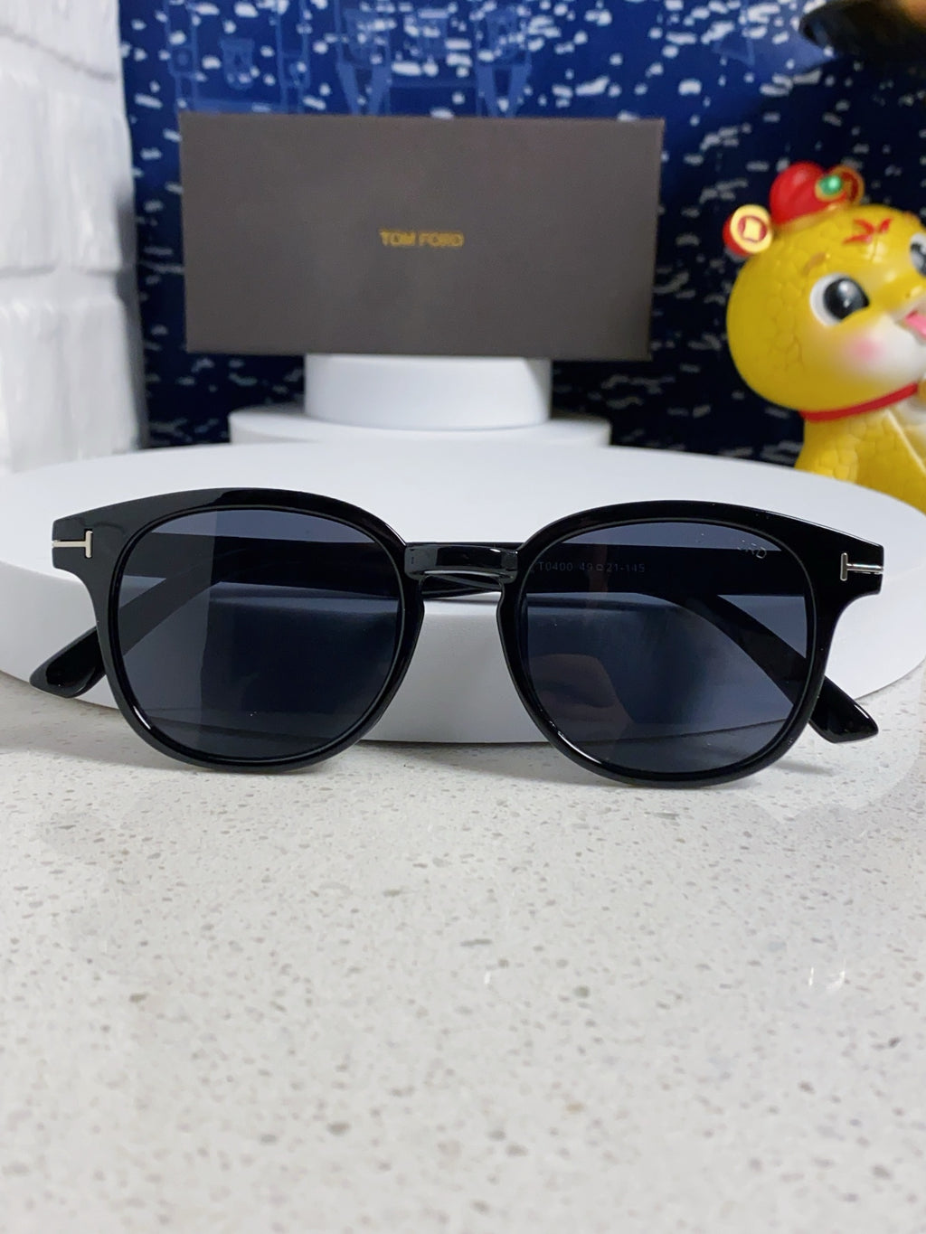 Tom Ford Square Blue Lens Sunglasses for Men & Women - detail image 9