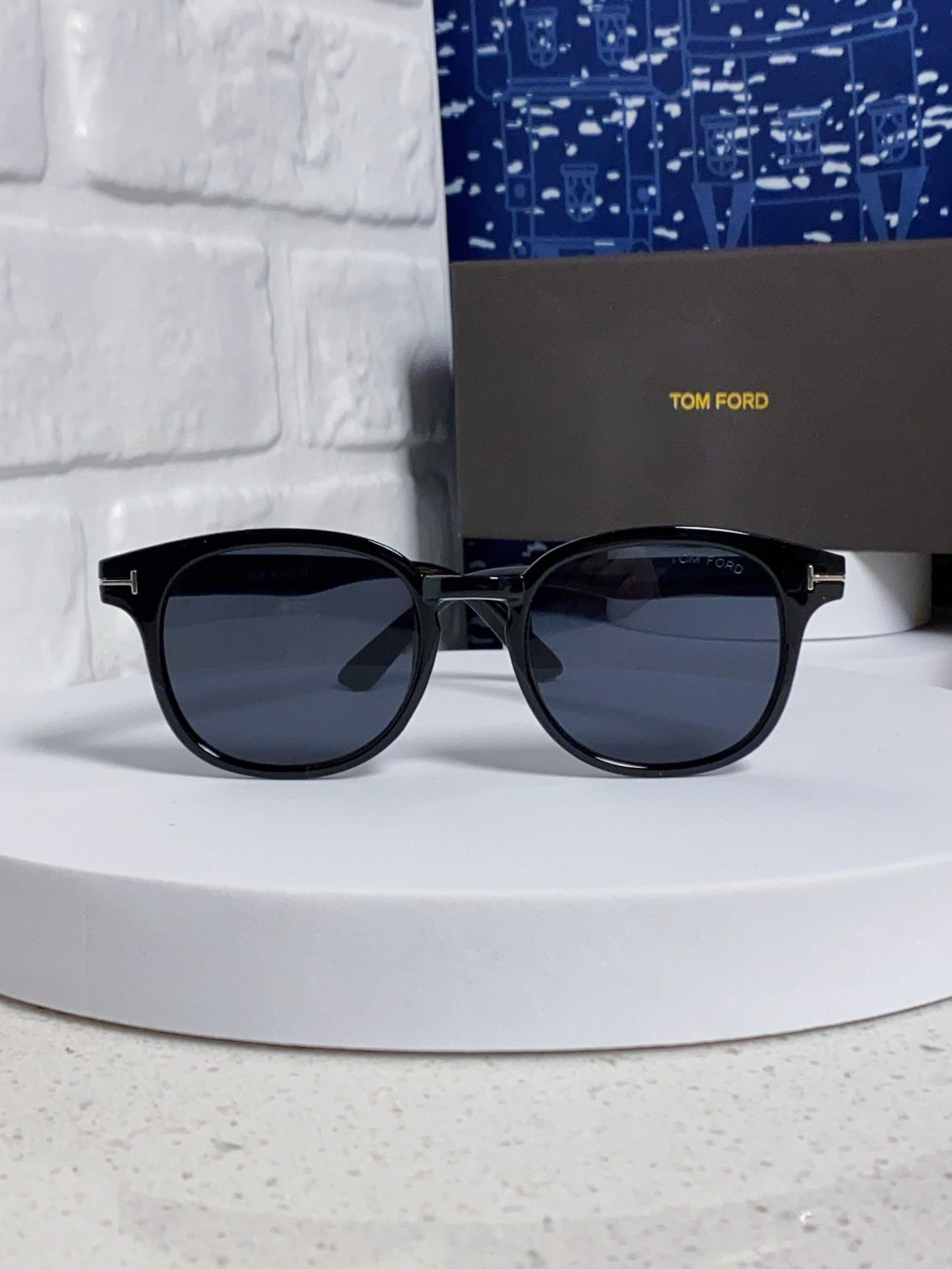 Tom Ford Square Blue Lens Sunglasses for Men & Women - detail image 2