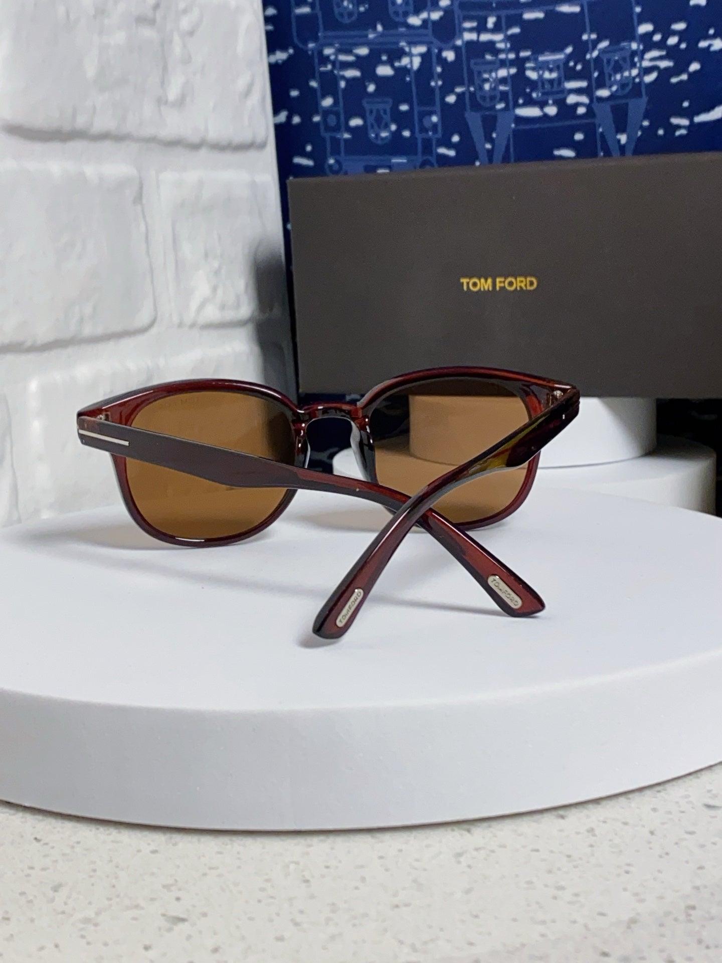Tom Ford Square Brown Lens Sunglasses for Men & Women - detail image 3