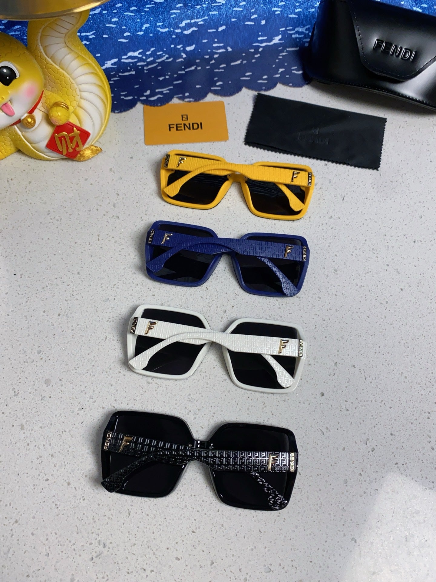 Fendi Oversized Black Lens Sunglasses for Women - 466191 - detail image 10