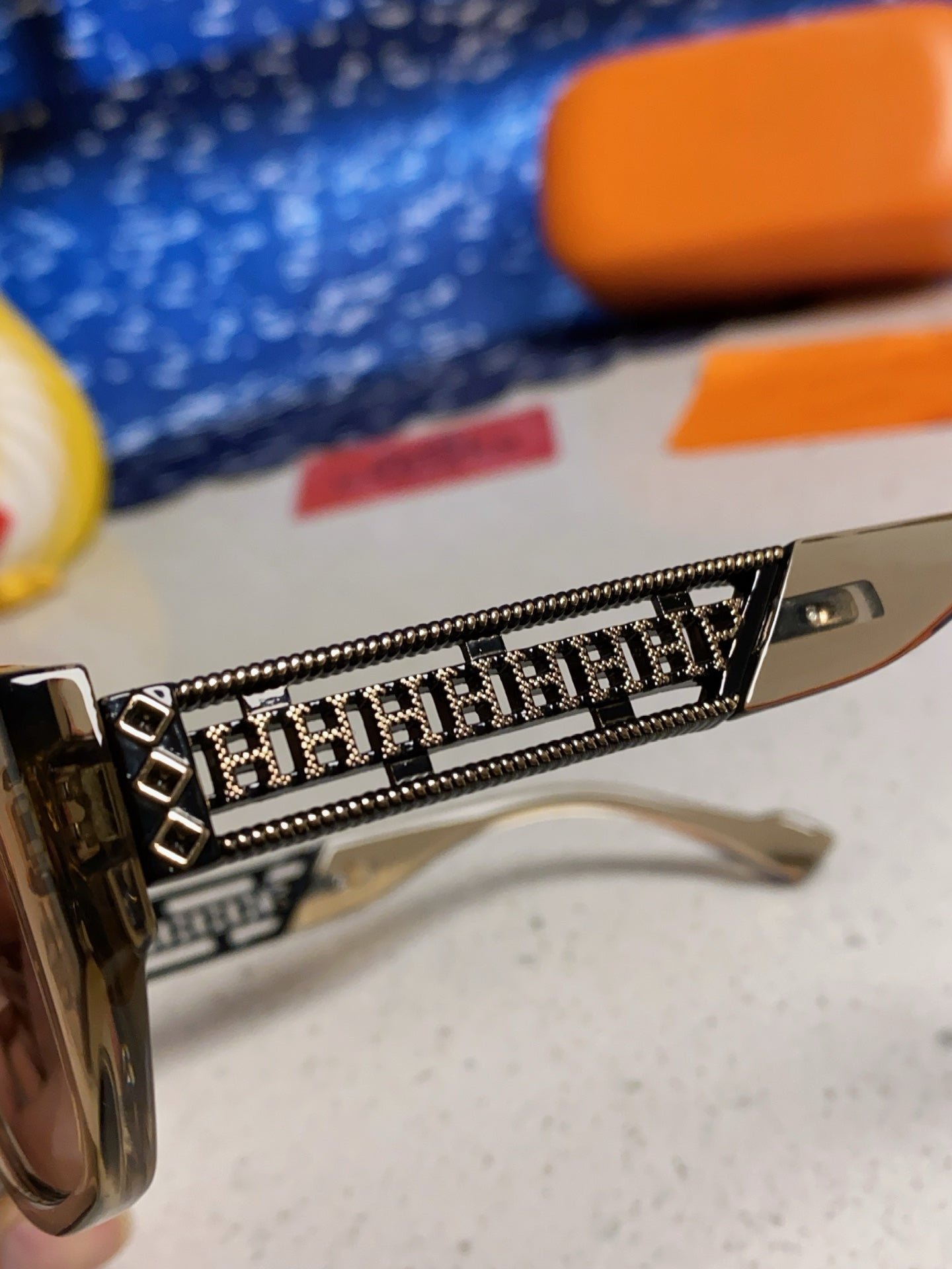Hermès Polarized Cat-Eye Brown Lens Sunglasses for Men & Women - detail image 7