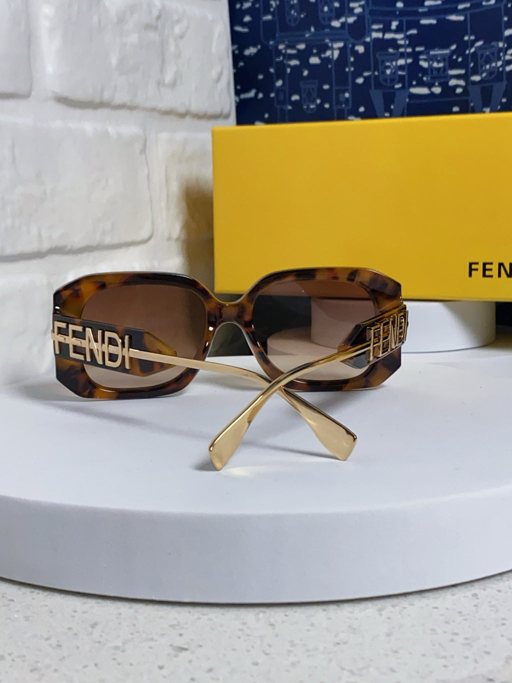 Fendi Oversized Brown Lens Sunglasses for Women - detail image 2