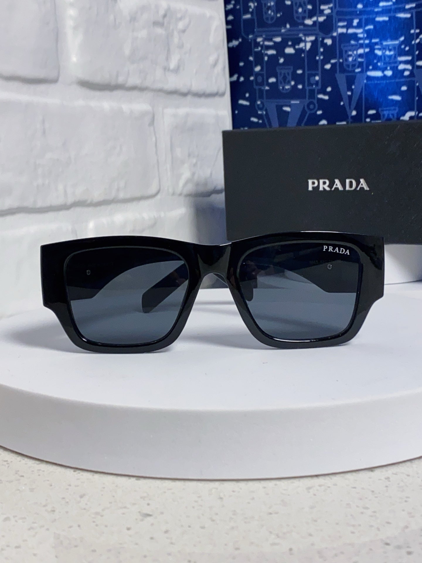 Prada Fashion Black Lens Sunglasses for Men & Women - 358430 - detail image 3