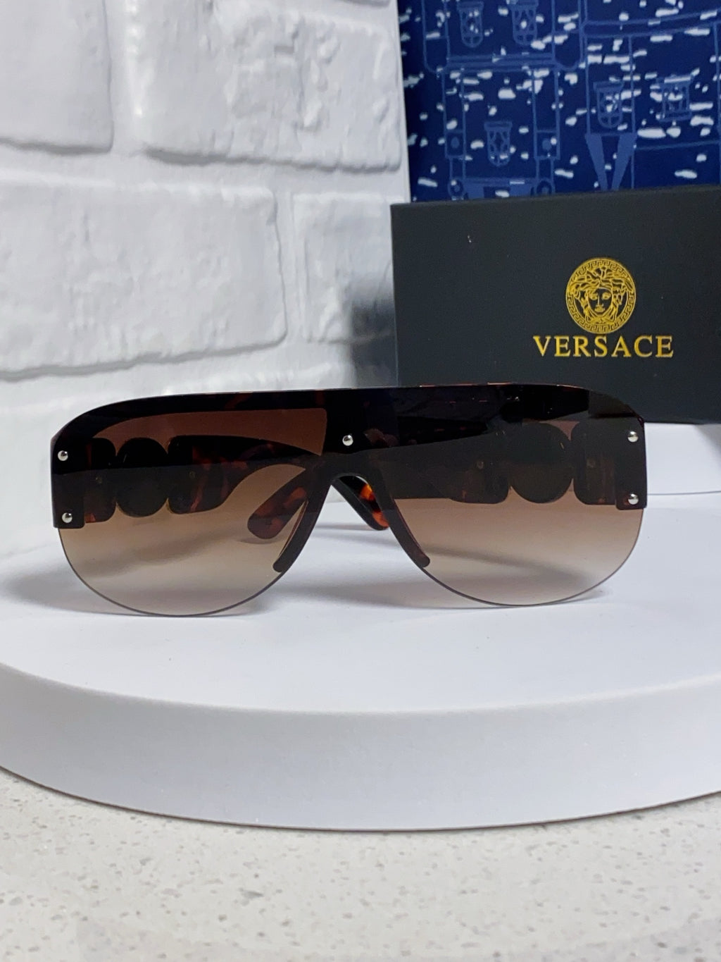 Versace Aviator Brown Lens Sunglasses for Men & Women - detail image 2