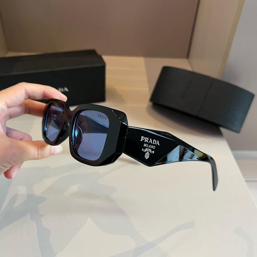 Prada SPR17WF Fashion Blue Lens Sunglasses for Men & Women - 382575 - detail image 4