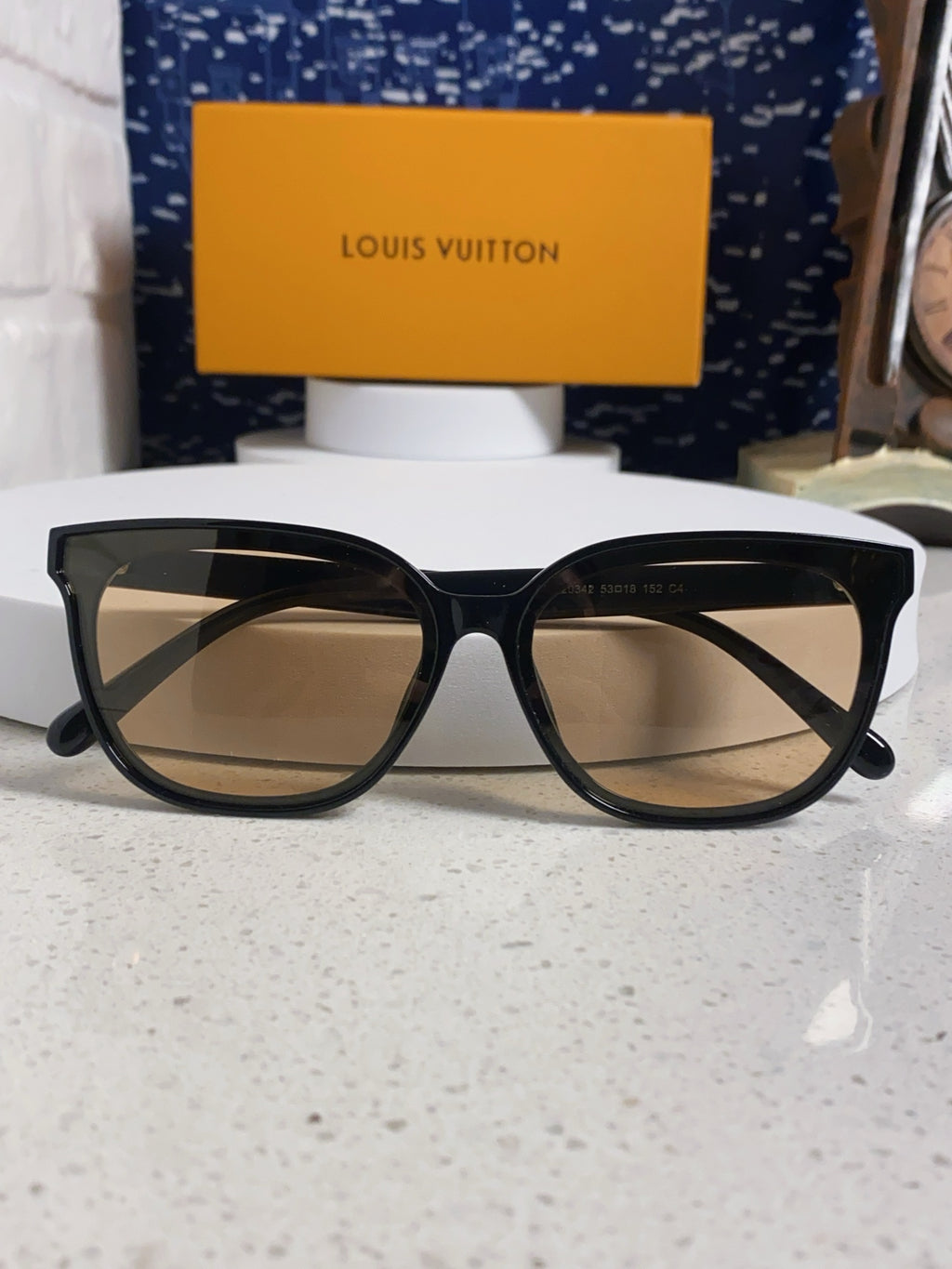 Louis Vuitton Fashion Gold Lens Sunglasses for Women - detail image 8
