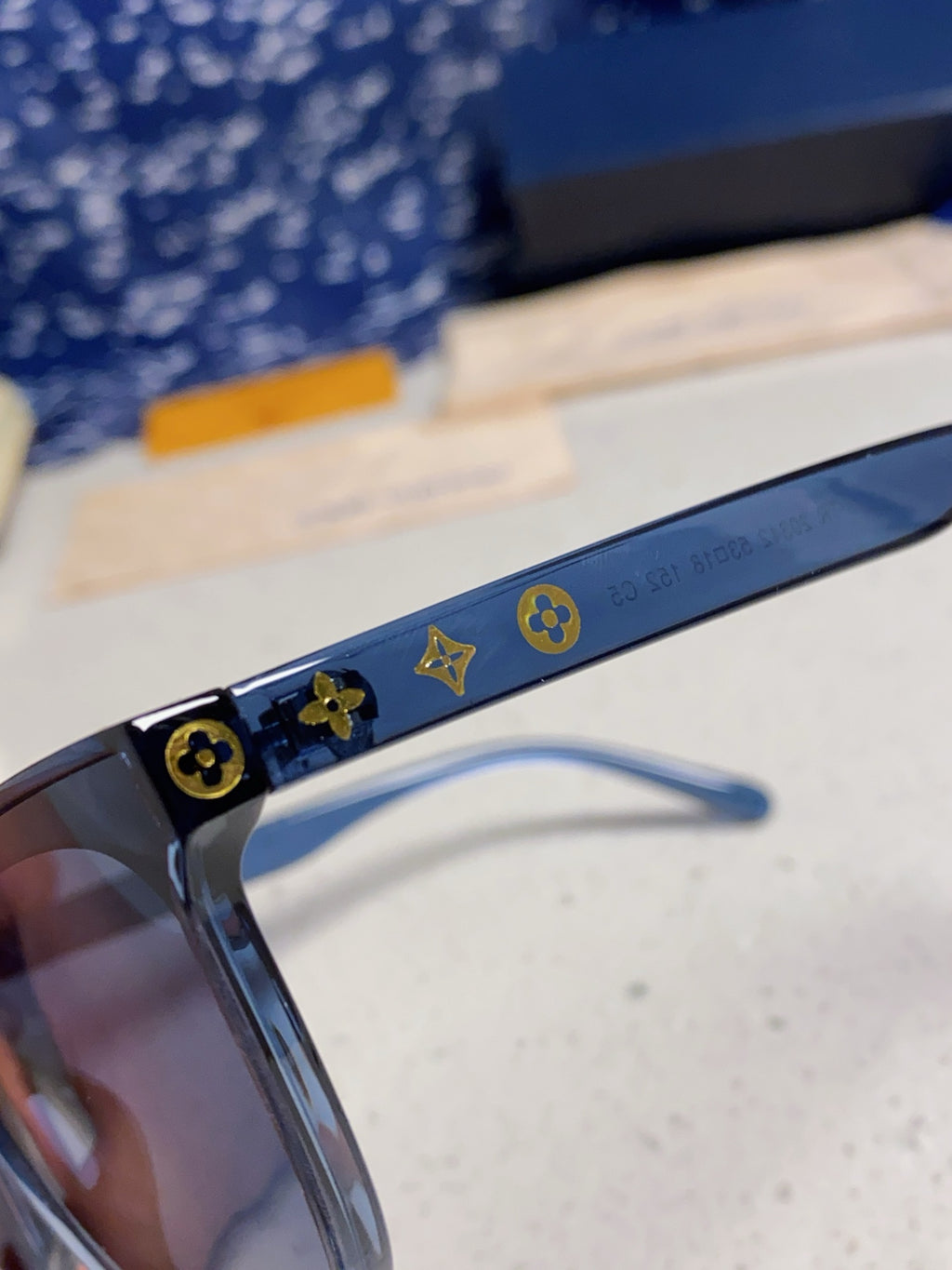 Louis Vuitton Fashion Blue Lens Sunglasses for Women - 381773 - detail image 7