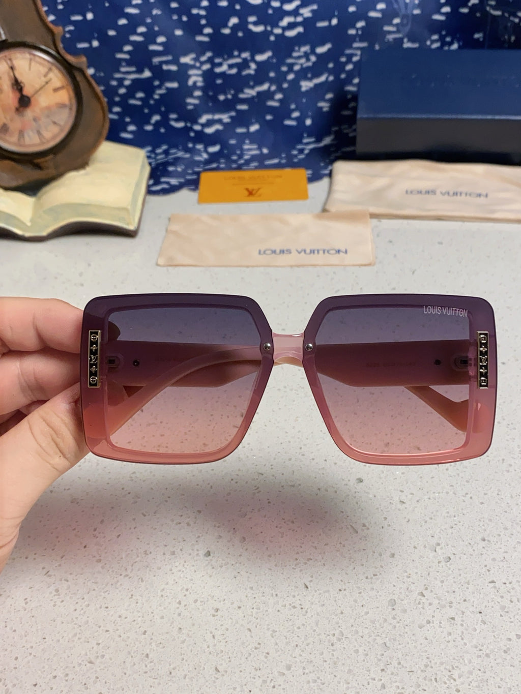 Louis Vuitton Polarized Oversized Red Lens Sunglasses for Women - 381775 - detail image 4