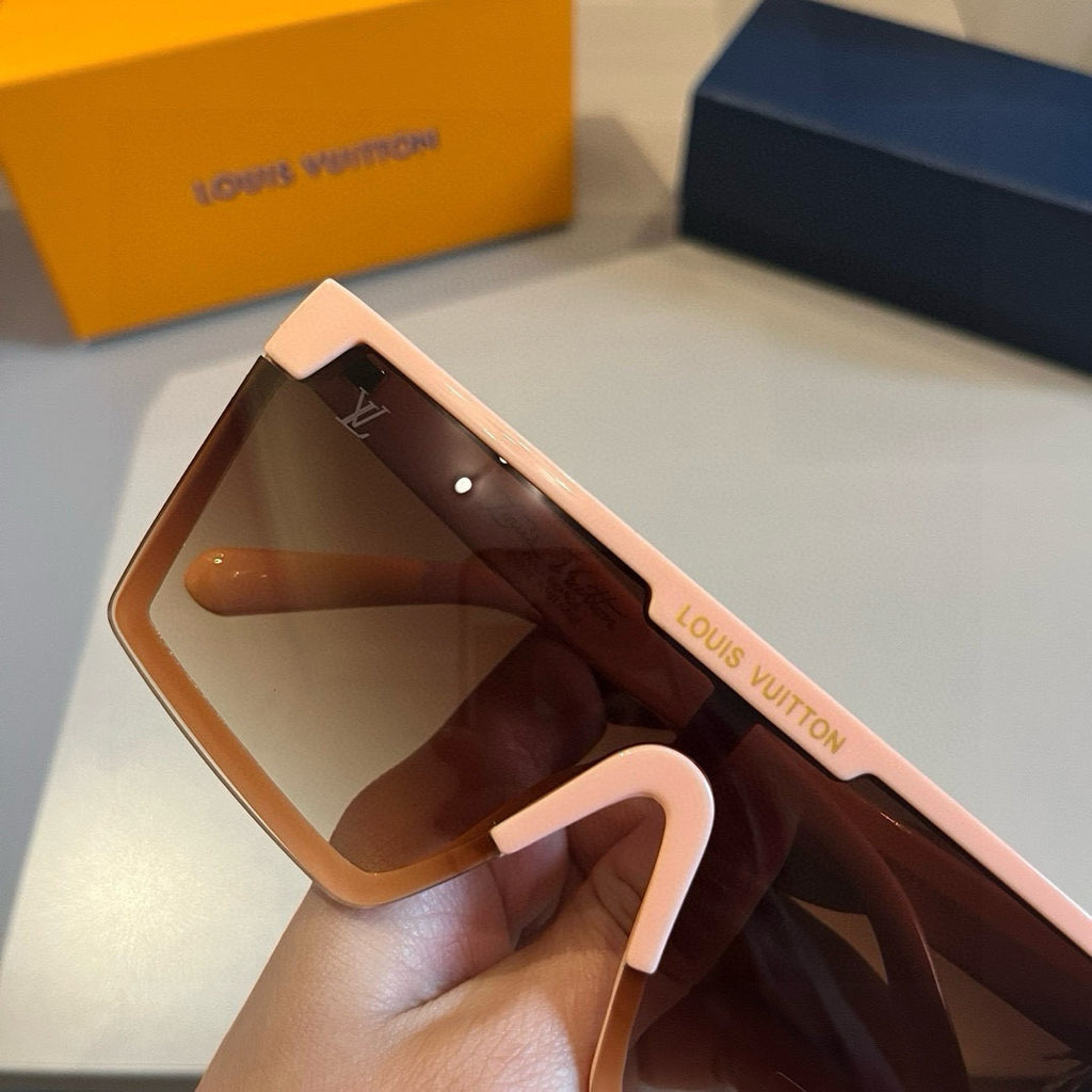 Louis Vuitton Fashion Gold Lens Sunglasses for Men - 381888 - detail image 10