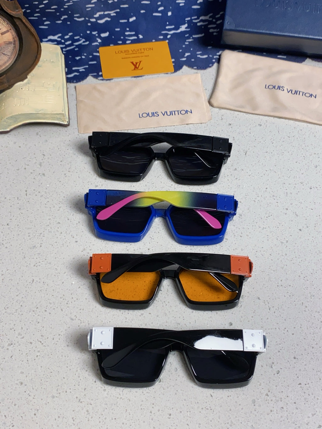 Louis Vuitton M96006 Square Blue Lens Sunglasses for Men & Women - 398249 - detail image 12
