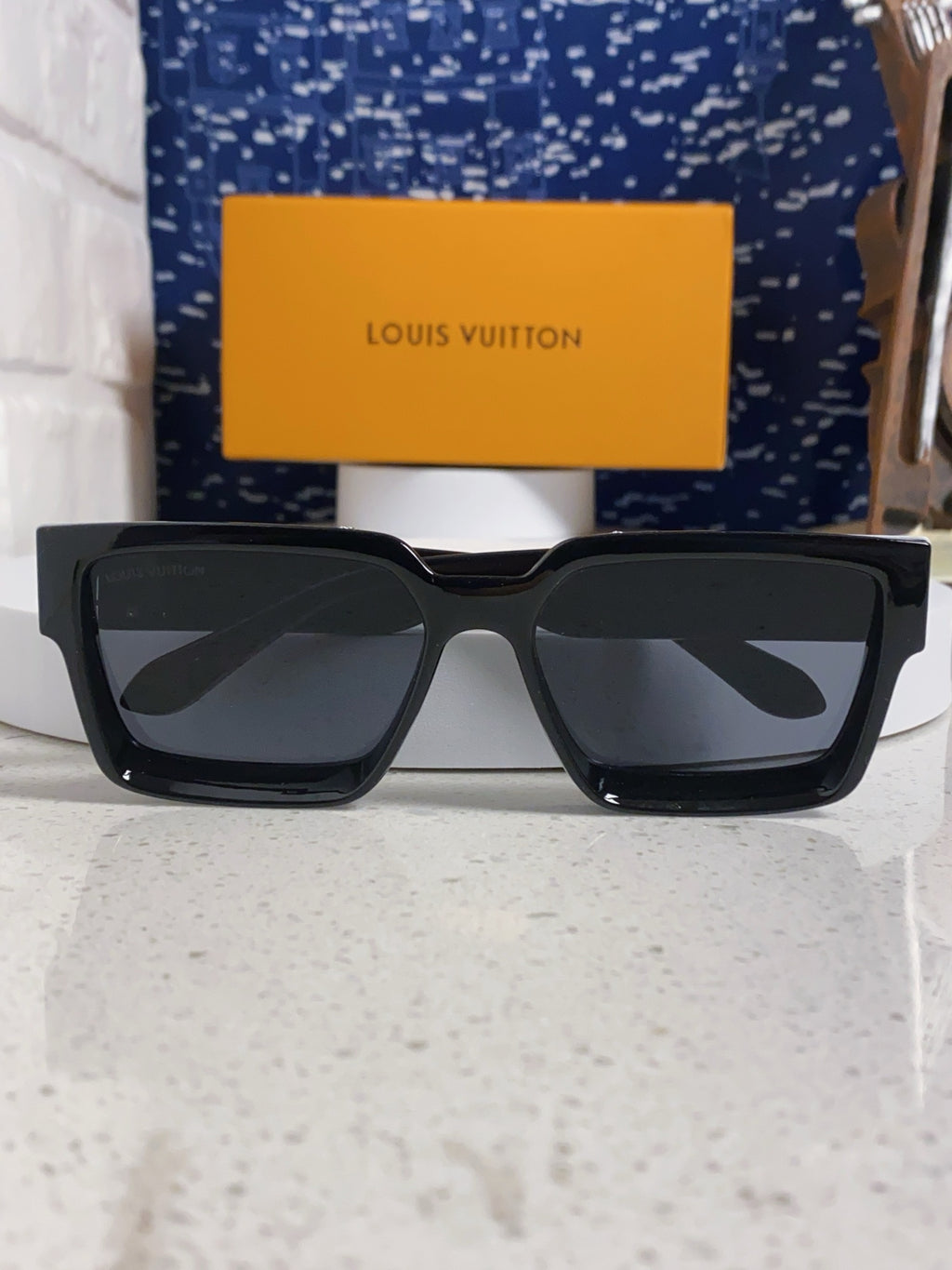 Louis Vuitton M96006 Square Silver Lens Sunglasses for Men & Women - 398250 - detail image 9