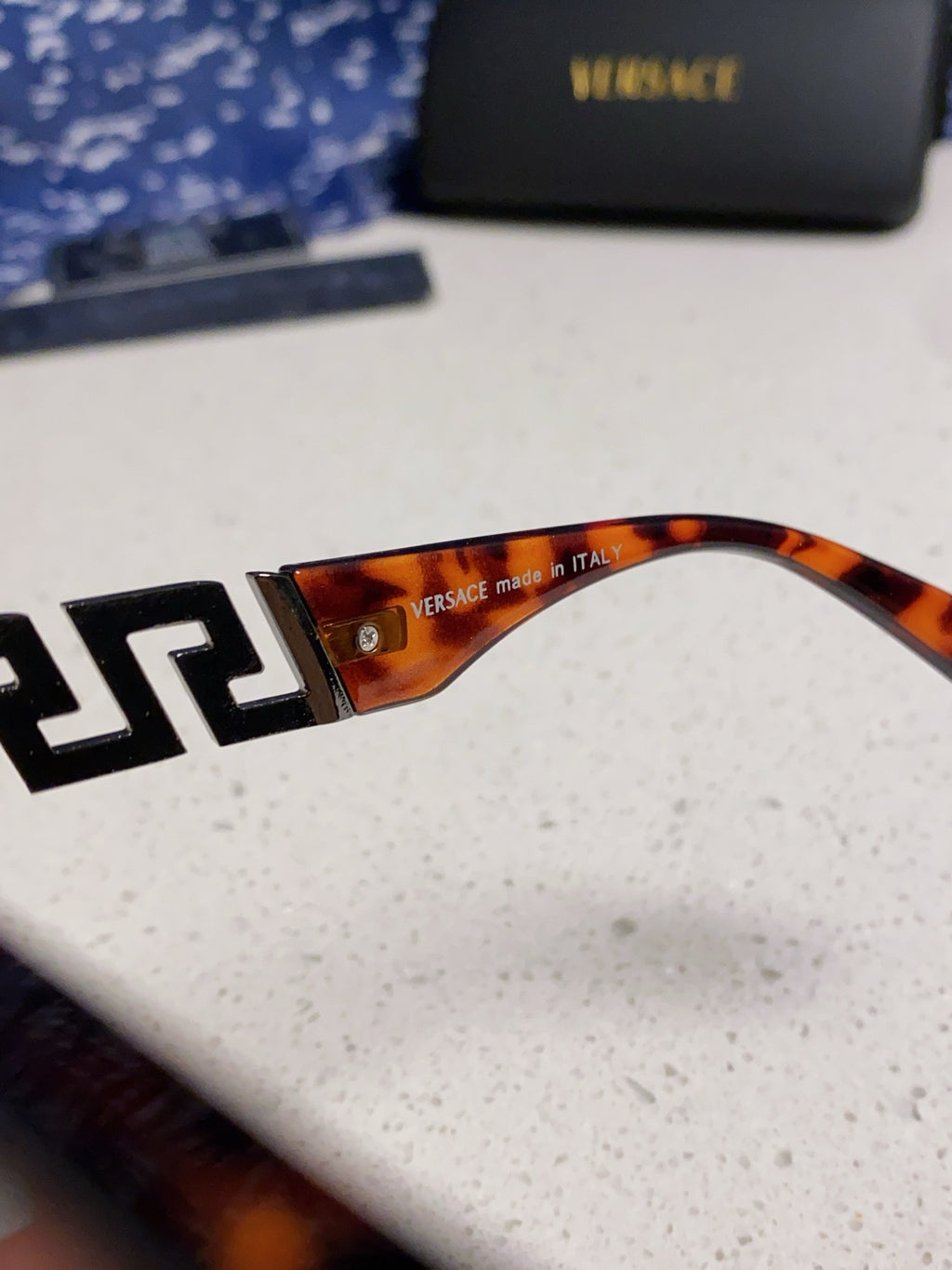 Versace Fashion Gold Lens Sunglasses for Men & Women - detail image 8
