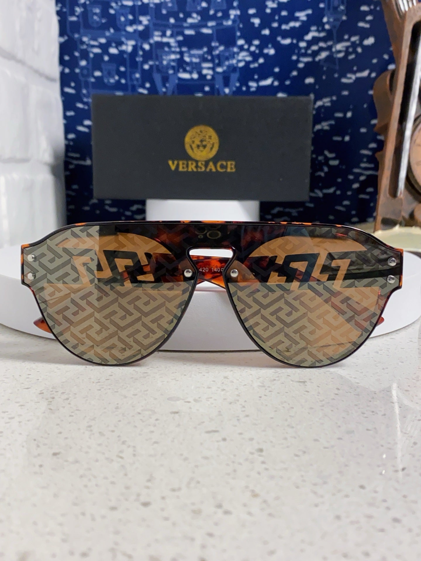 Versace Fashion Gold Lens Sunglasses for Men & Women - detail image 9