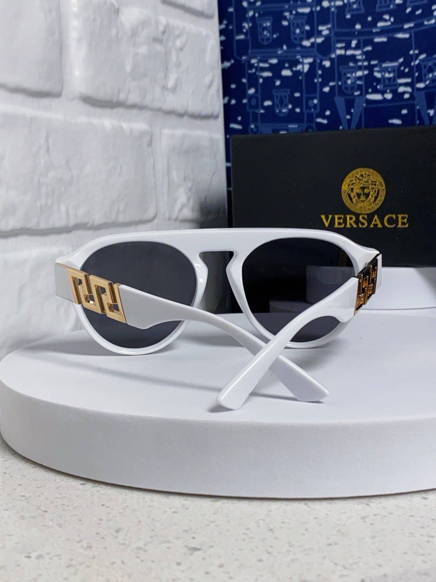Versace Fashion Silver Lens Sunglasses for Men & Women - 432831 - detail image 3
