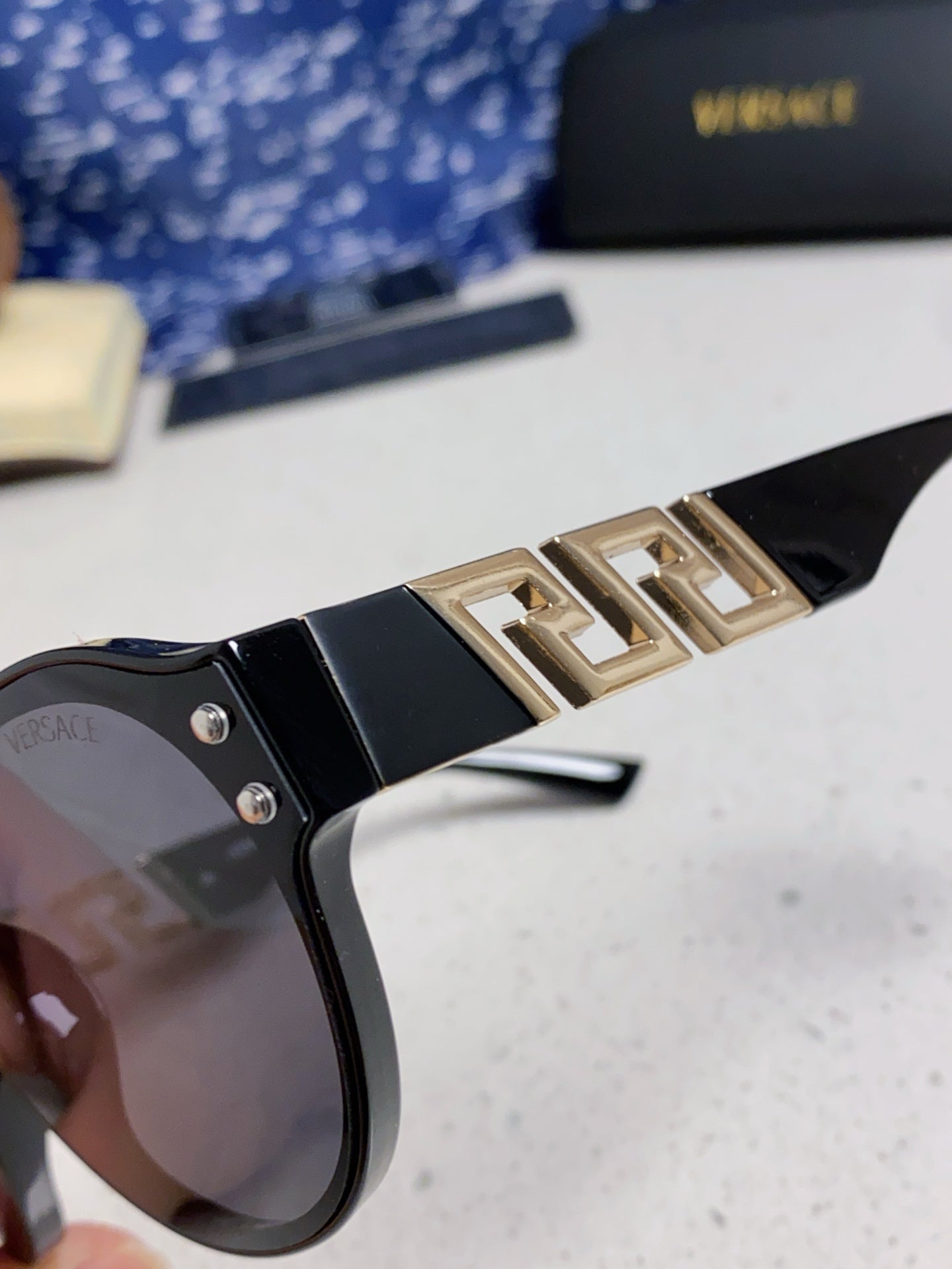 Versace Fashion Gray Lens Sunglasses for Men & Women - 416367 - detail image 7