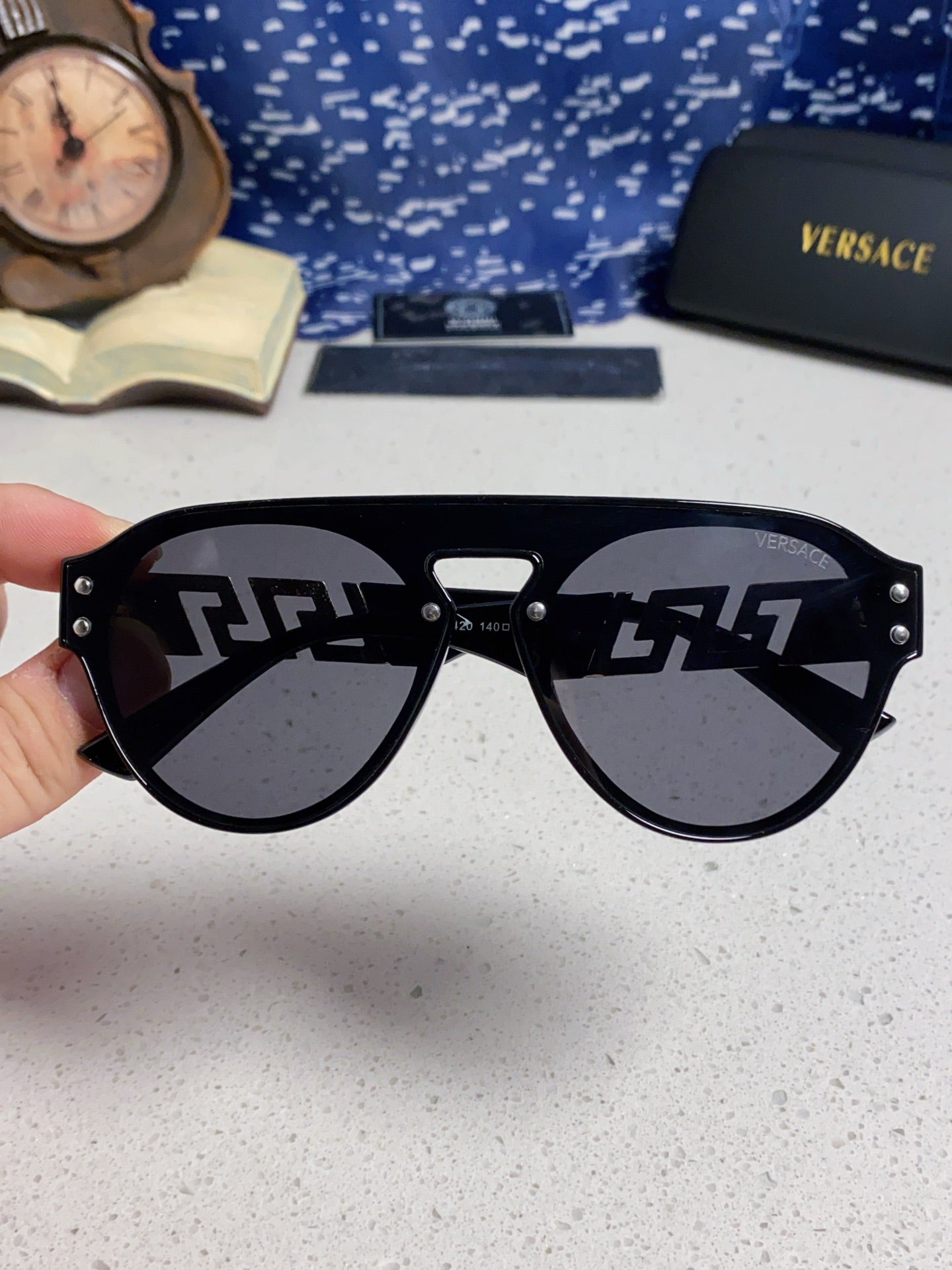 Versace Fashion Gray Lens Sunglasses for Men & Women - 432833 - detail image 4